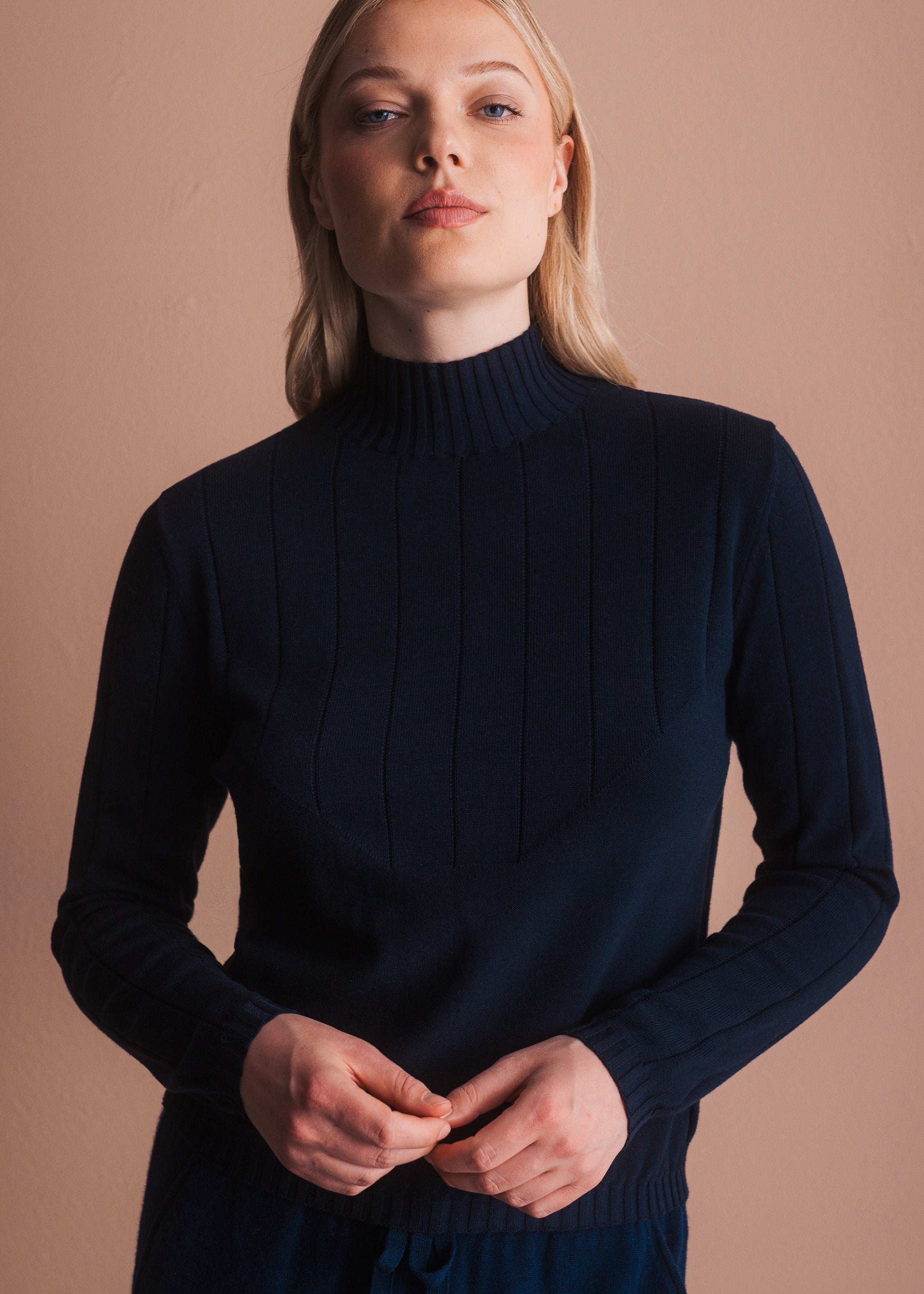 Pullover mit Stehkragen