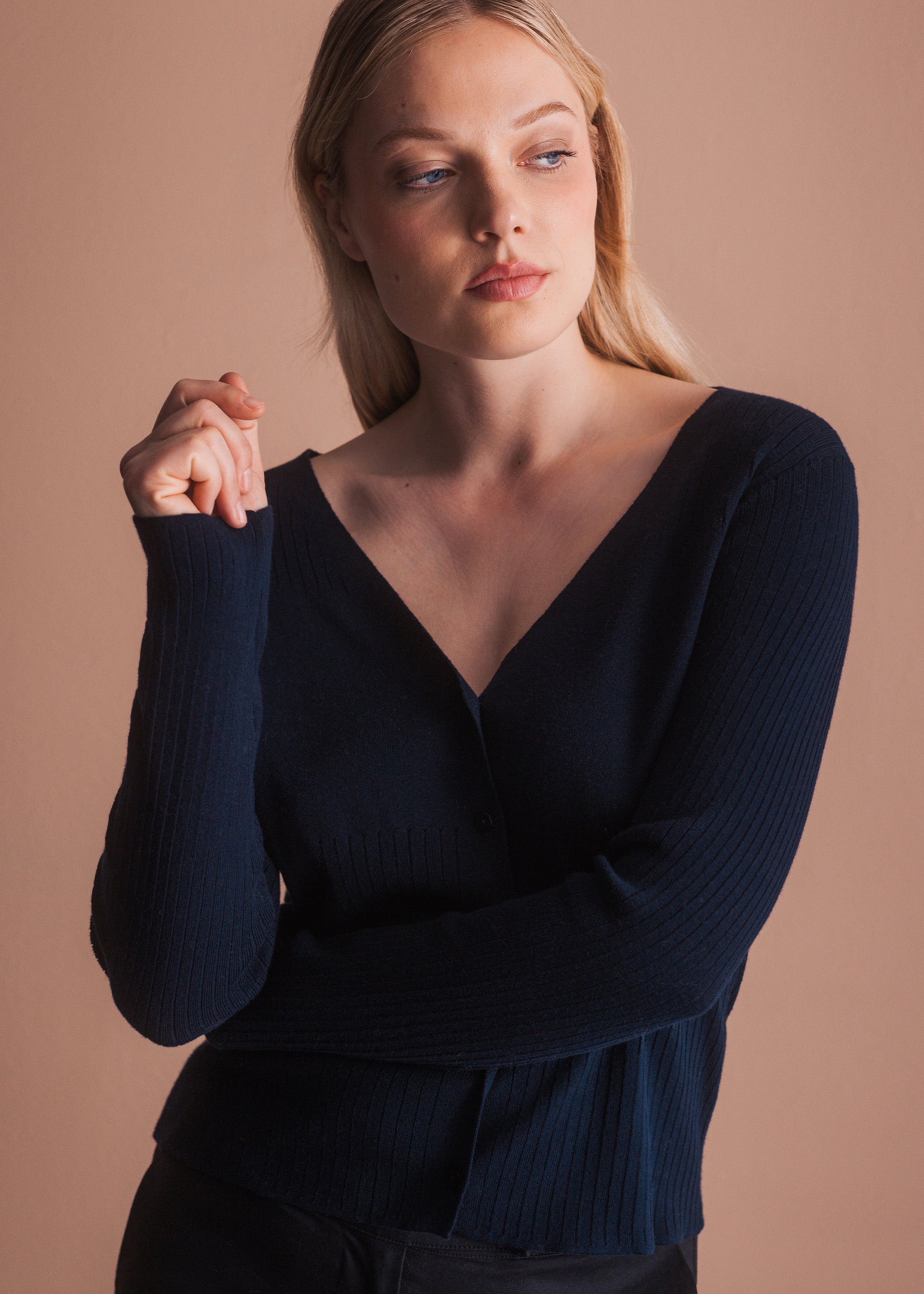 Strickjacke aus Kaschmir und Bio-Baumwolle