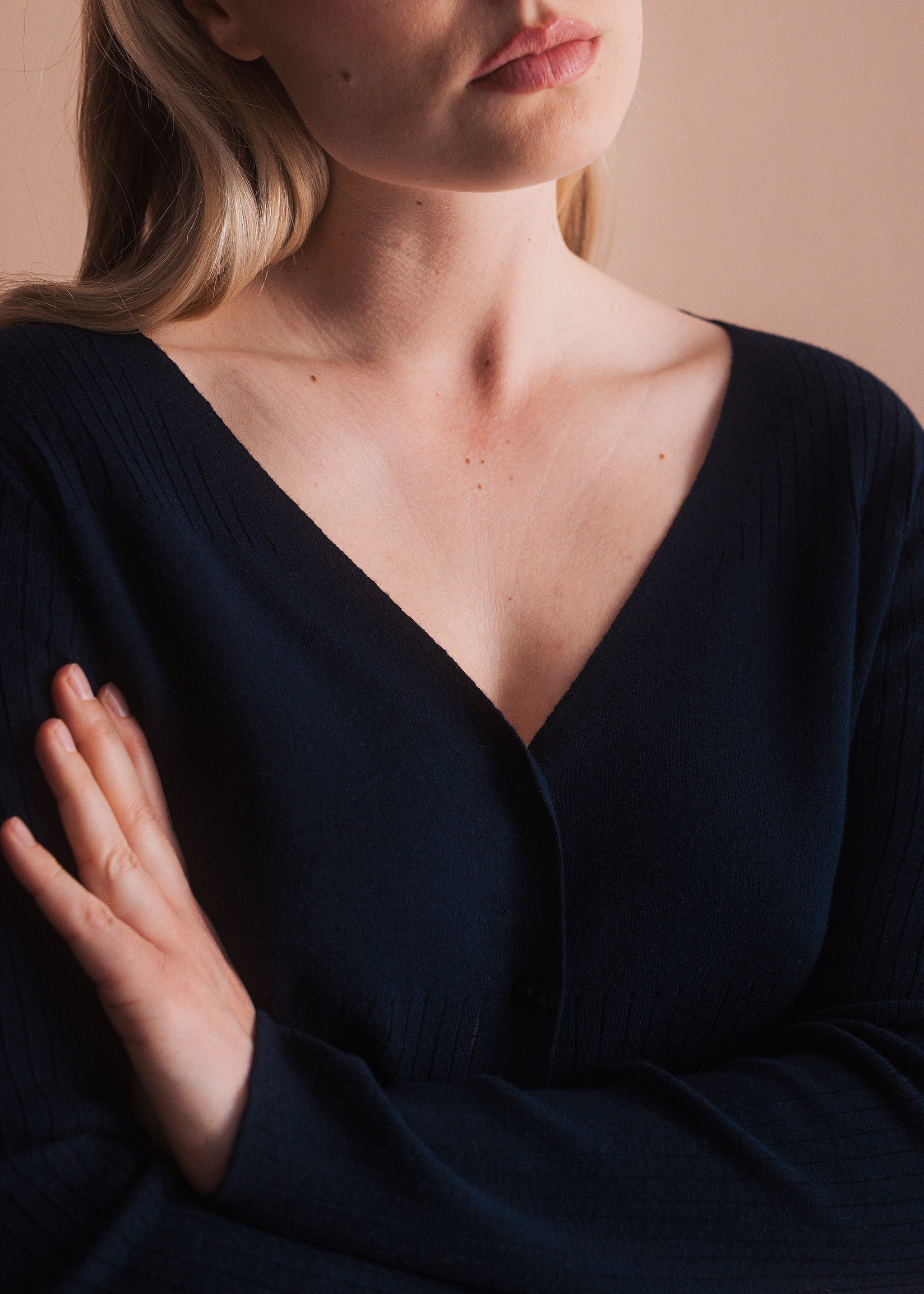 Strickjacke aus Kaschmir und Bio-Baumwolle