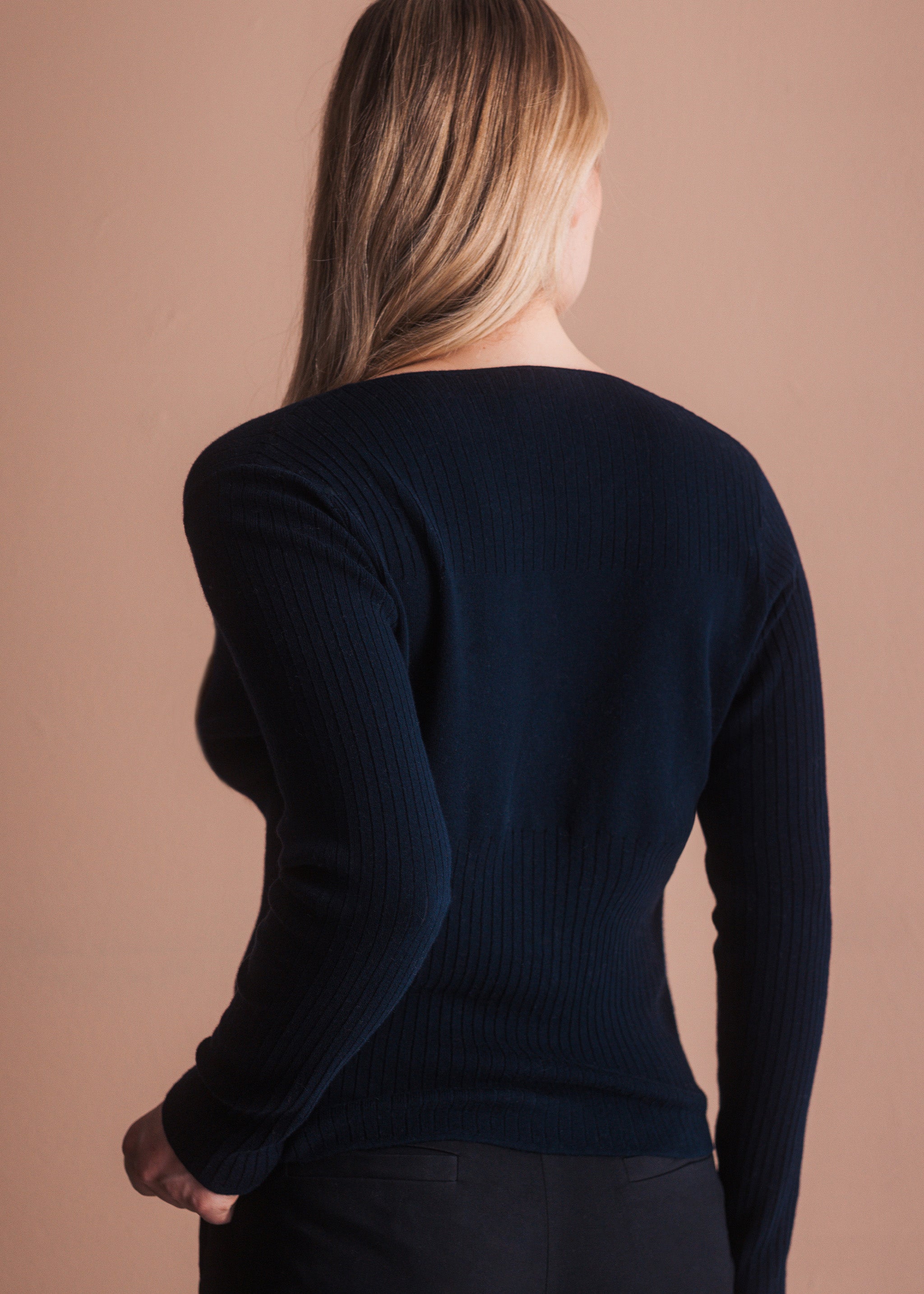 Strickjacke aus Kaschmir und Bio-Baumwolle