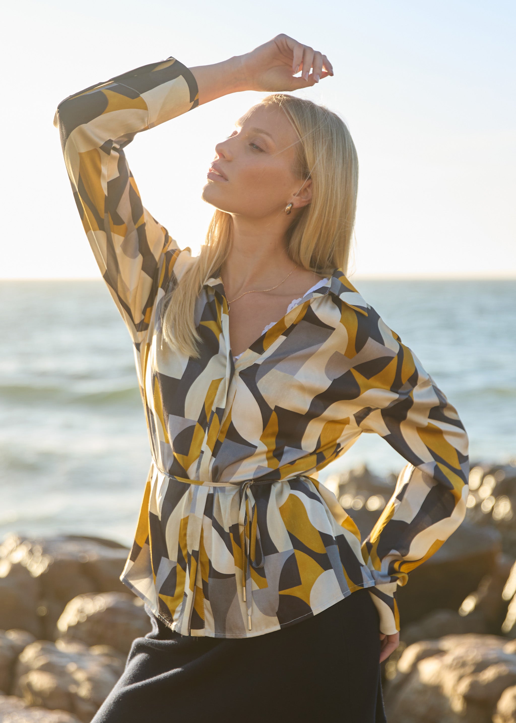 Bluse mit Grafikprint