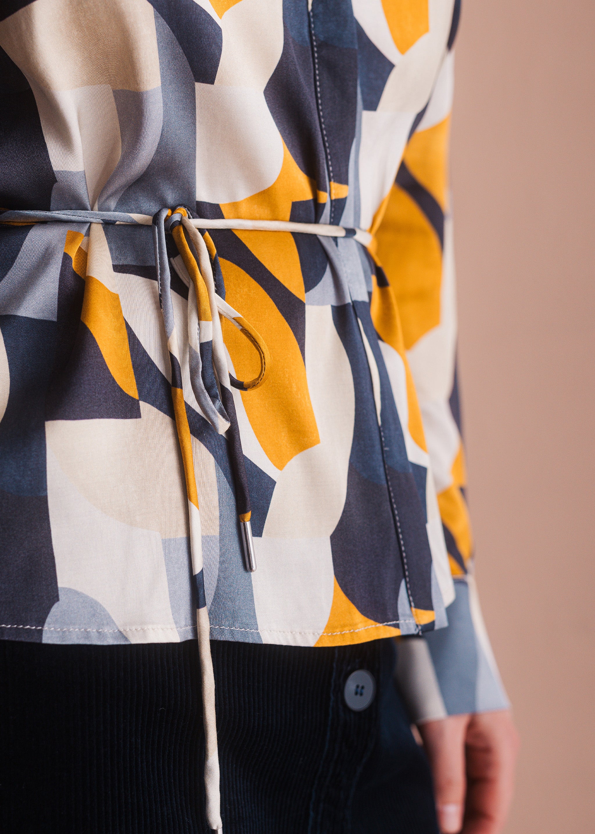 Bluse mit Grafikprint