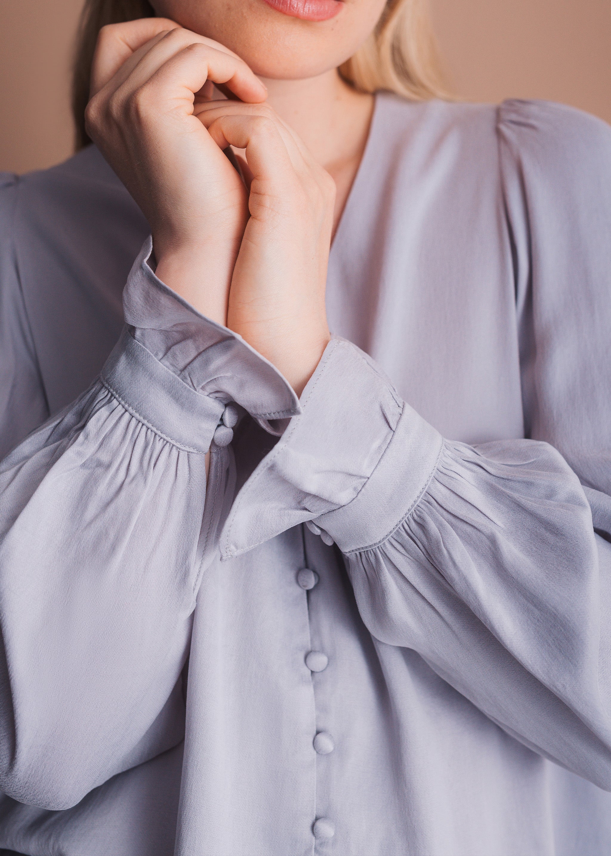 Bluse mit Rüschenmanschette