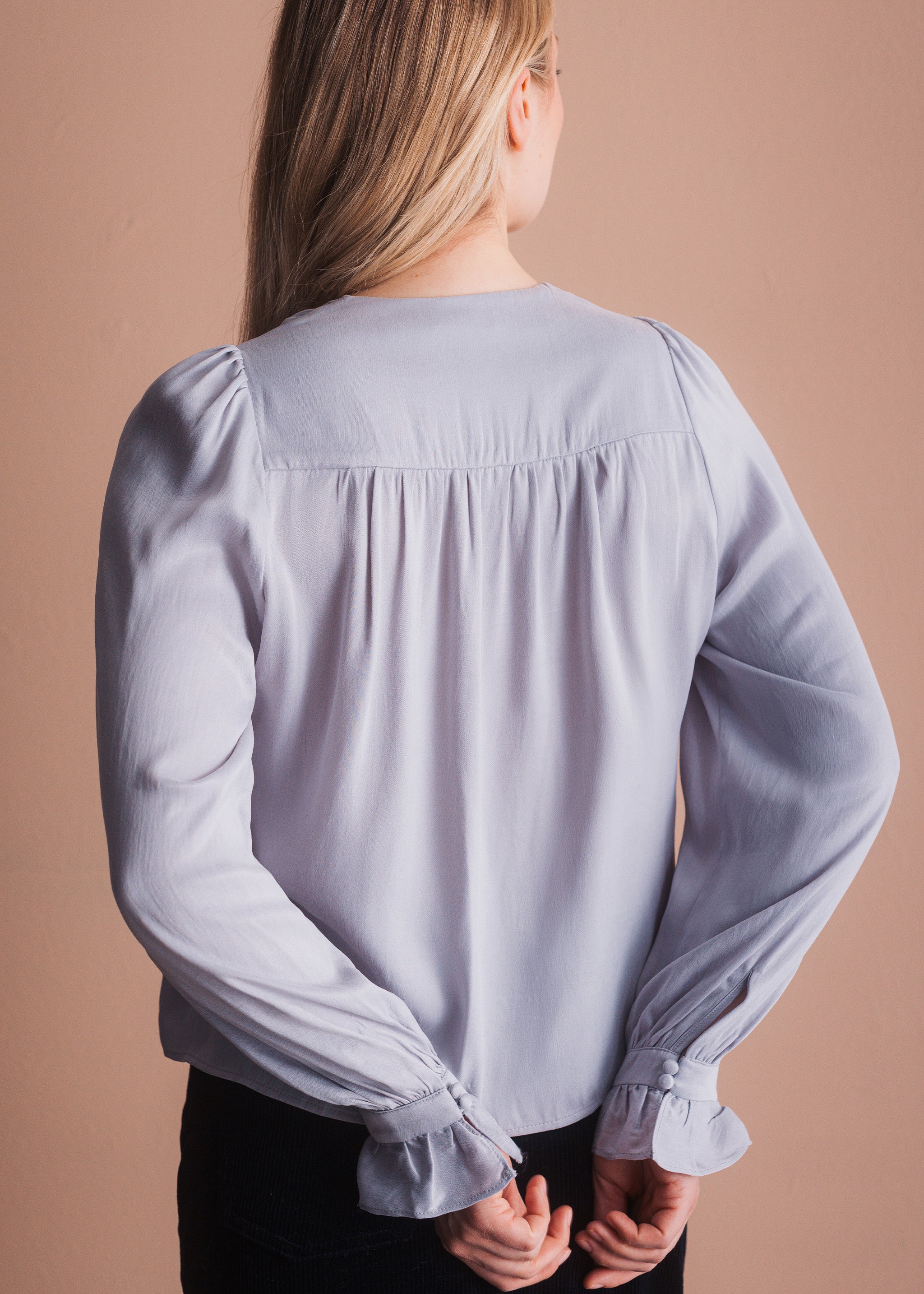 Bluse mit Rüschenmanschette
