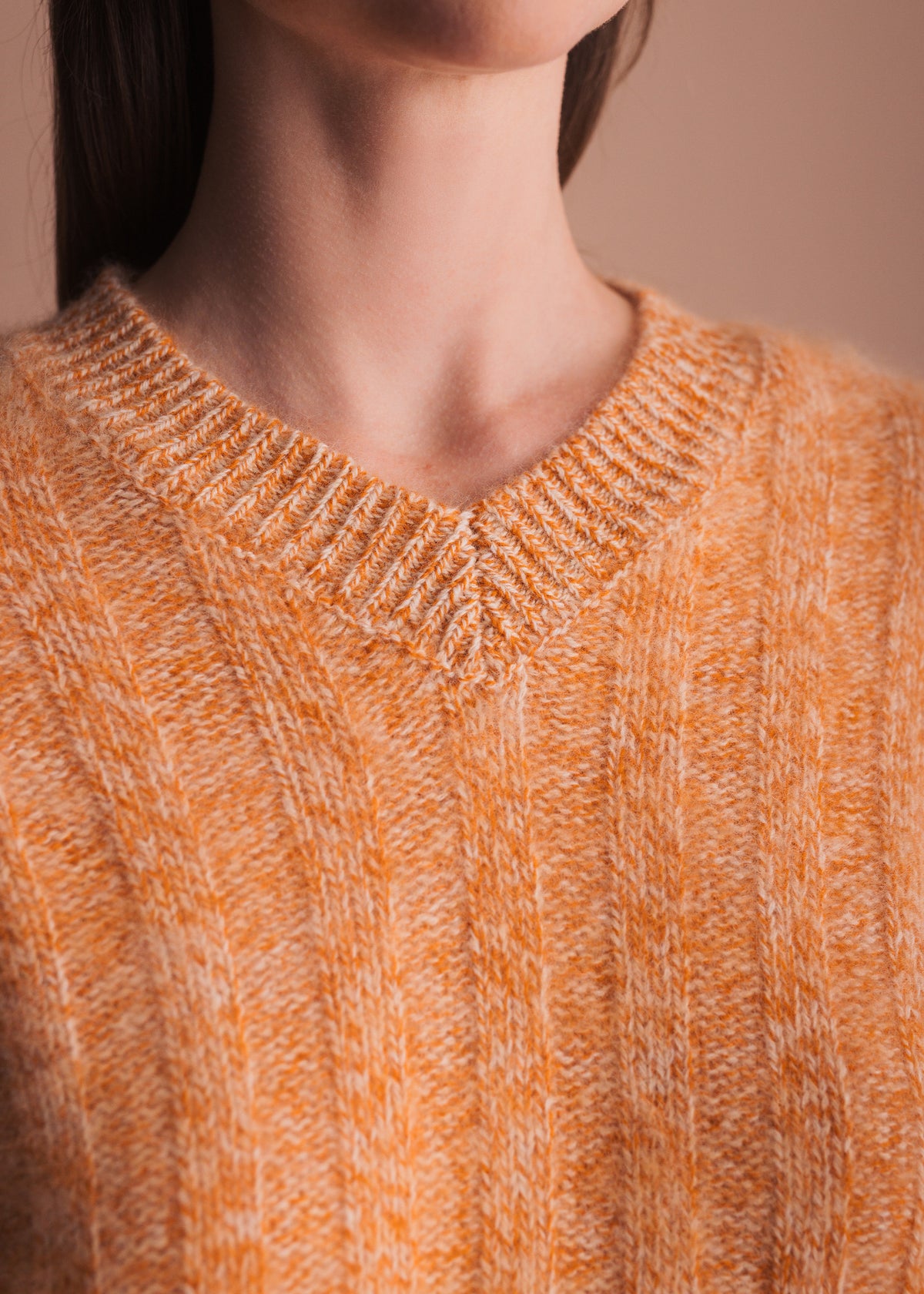 Pullover mit V-Ausschnitt