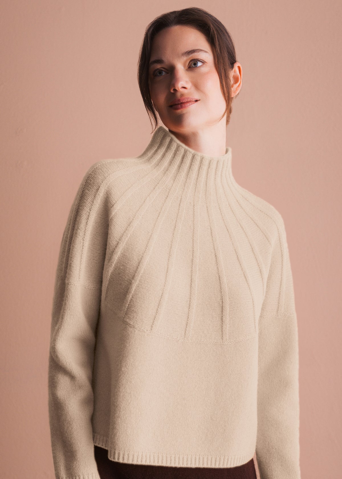 Pullover mit Stehkragen aus reiner Merinowolle