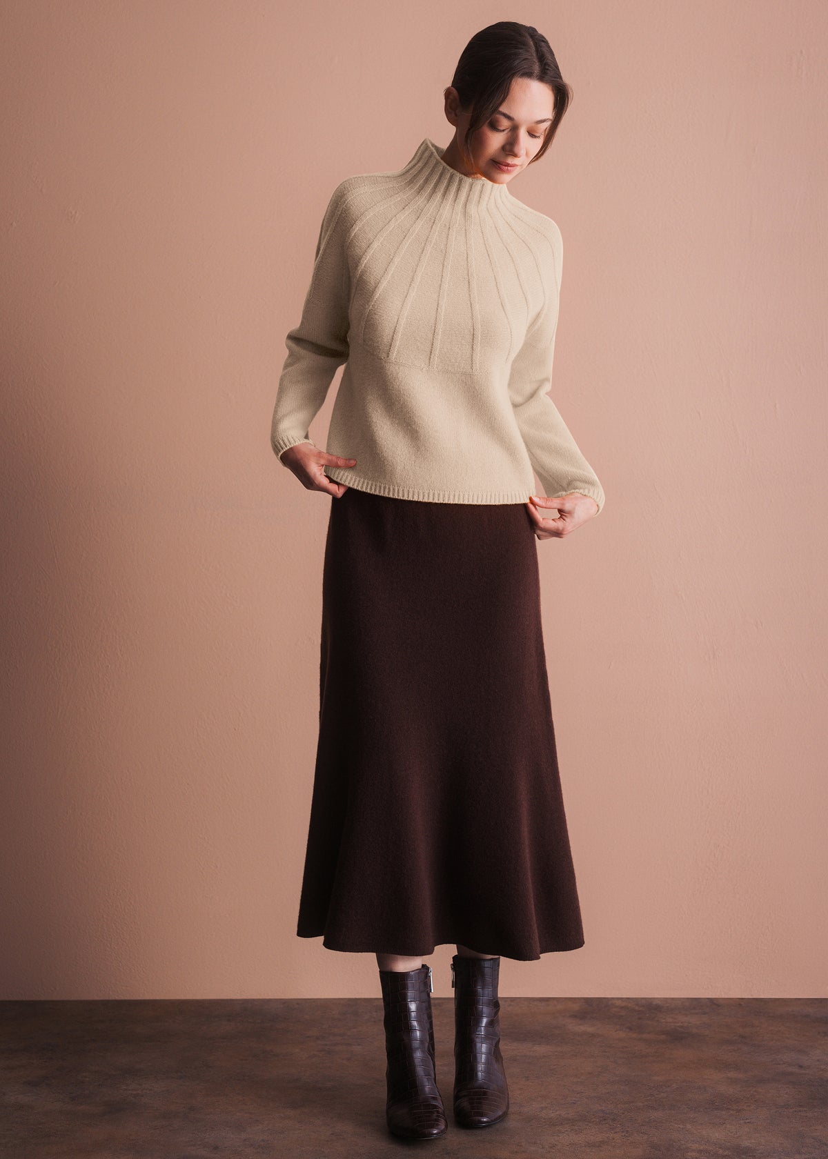 Pullover mit Stehkragen aus reiner Merinowolle