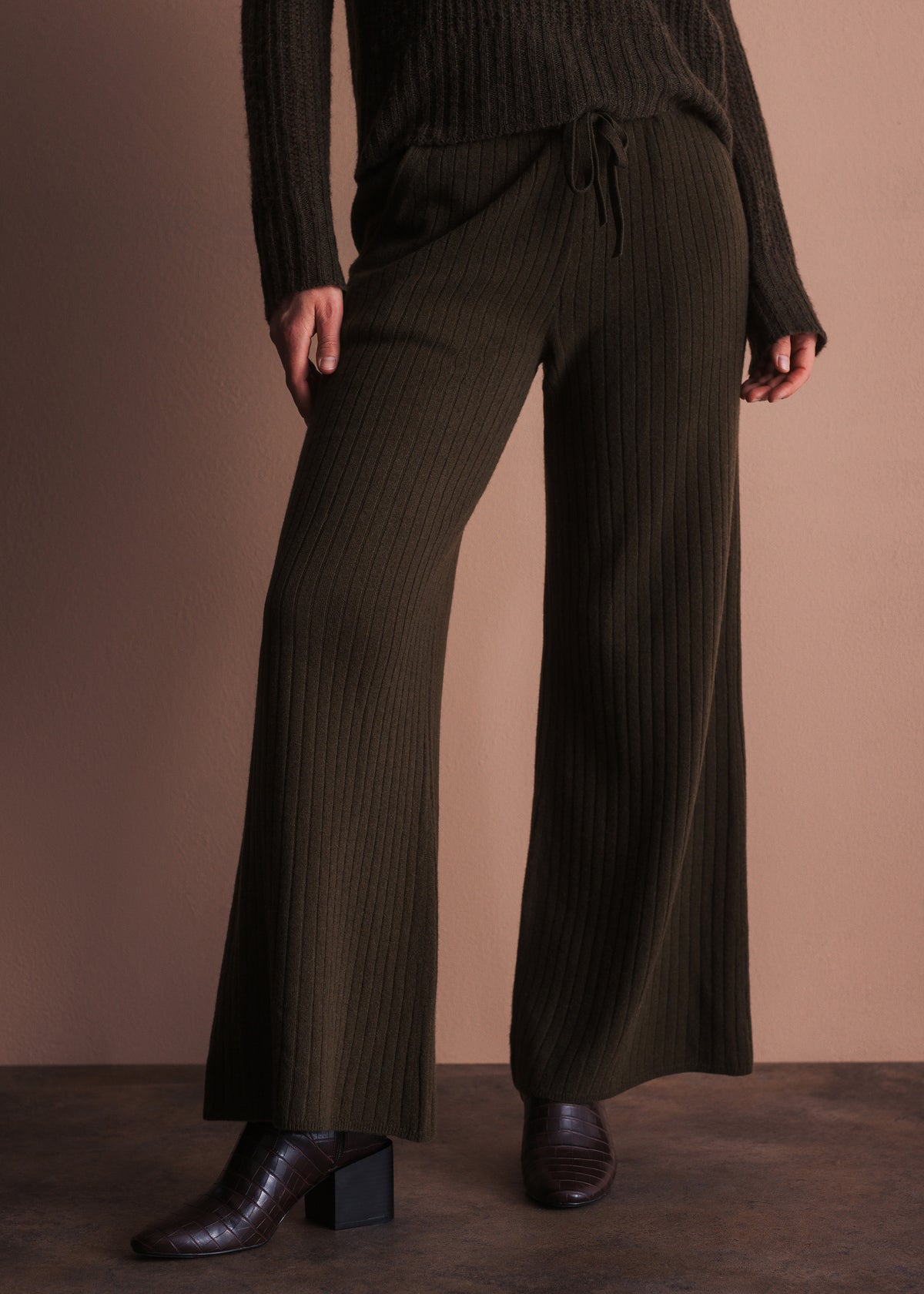 Strickhose mit Bindeband