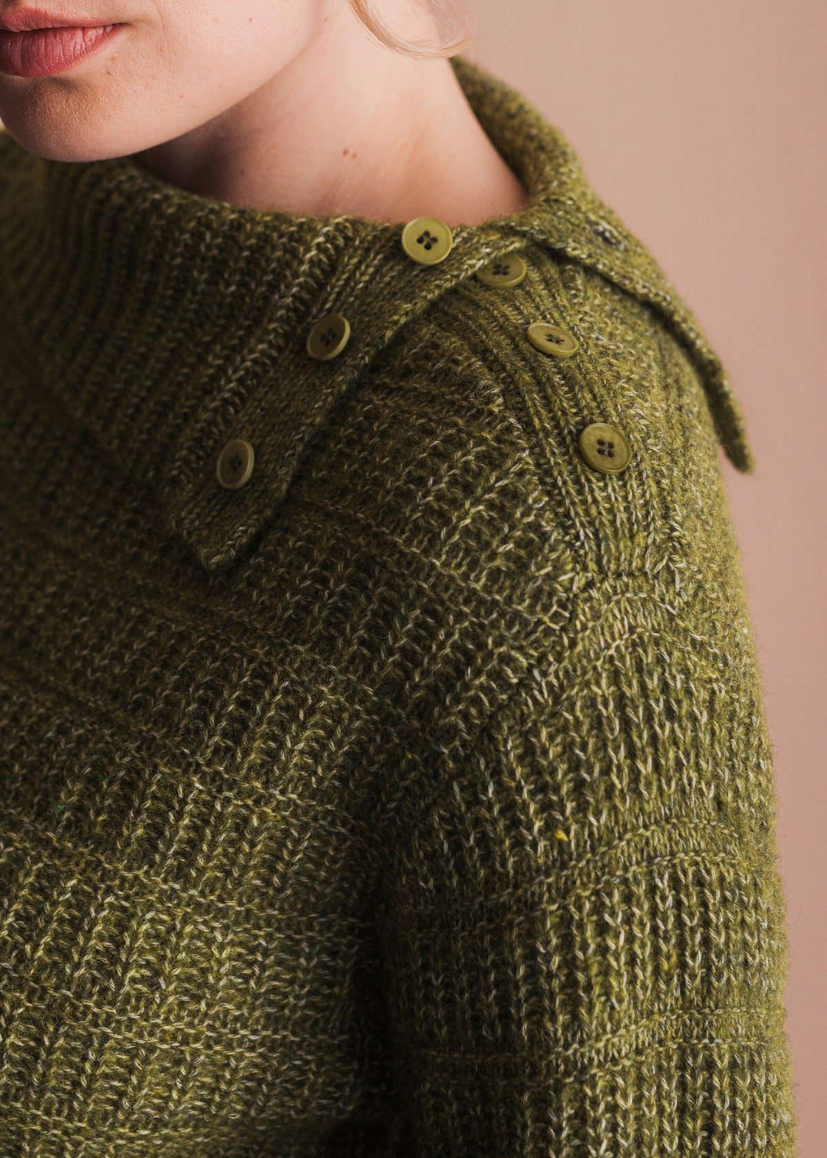 Pullover mit Kragendetail