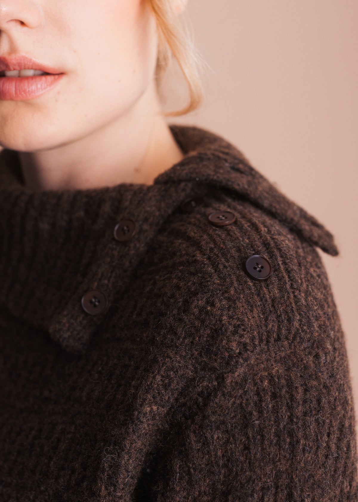 Pullover mit Kragendetail