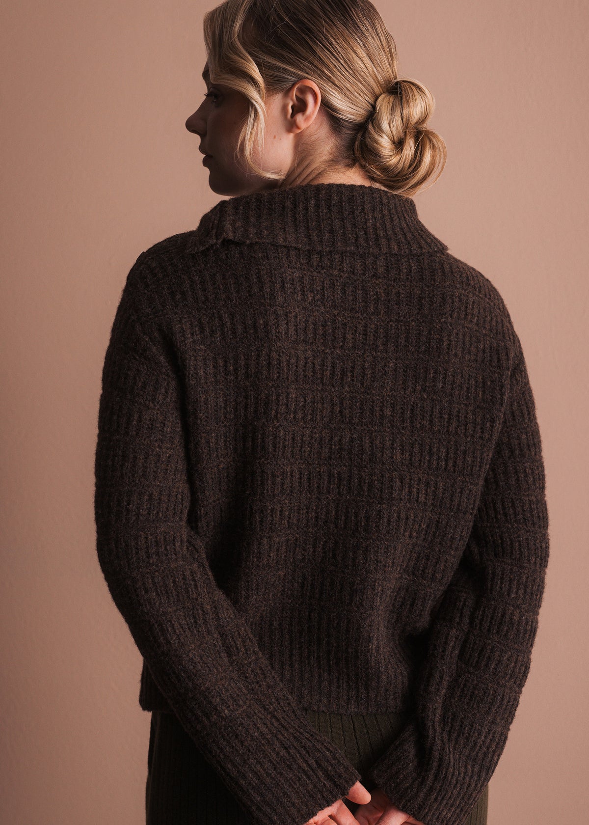 Pullover mit Kragendetail