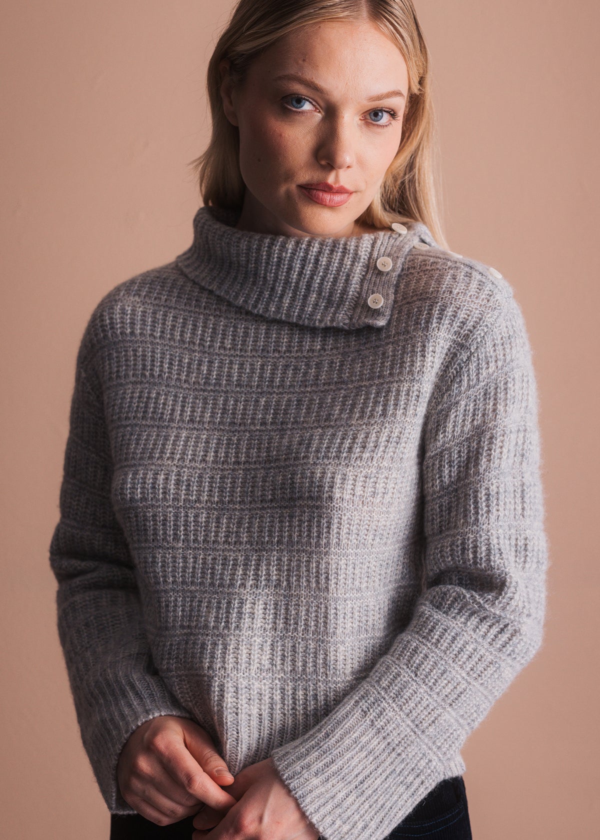Pullover mit Kragendetail
