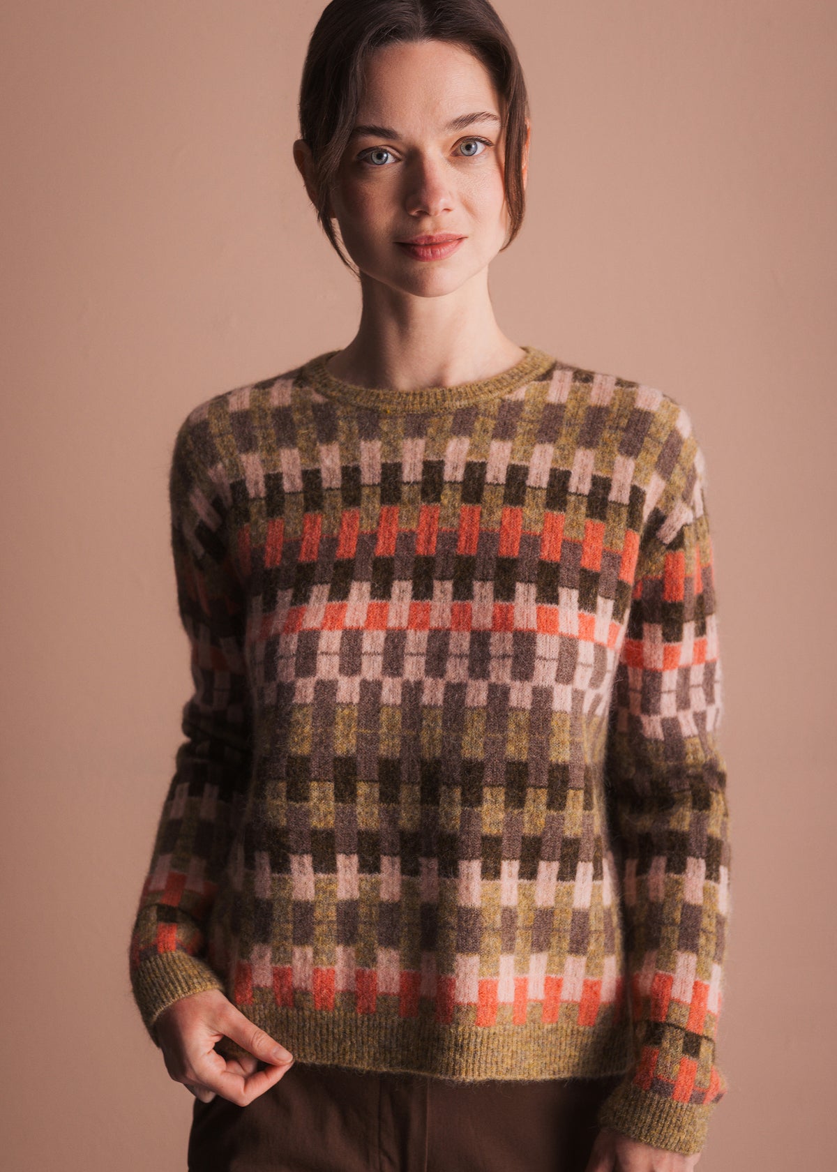 Pullover mit grafischem Strickmuster