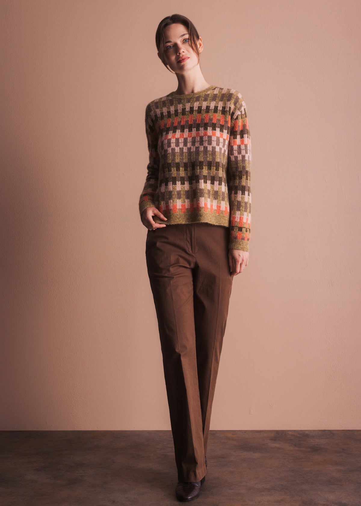 Pullover mit grafischem Strickmuster