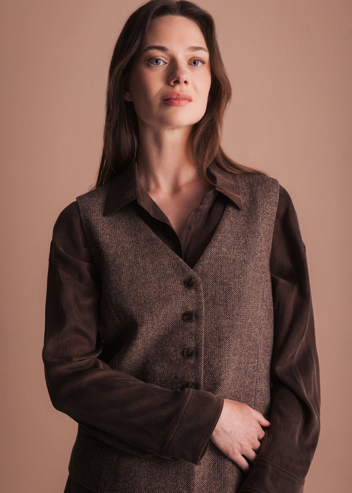 Weste aus Donegal Tweed in Braun meliert