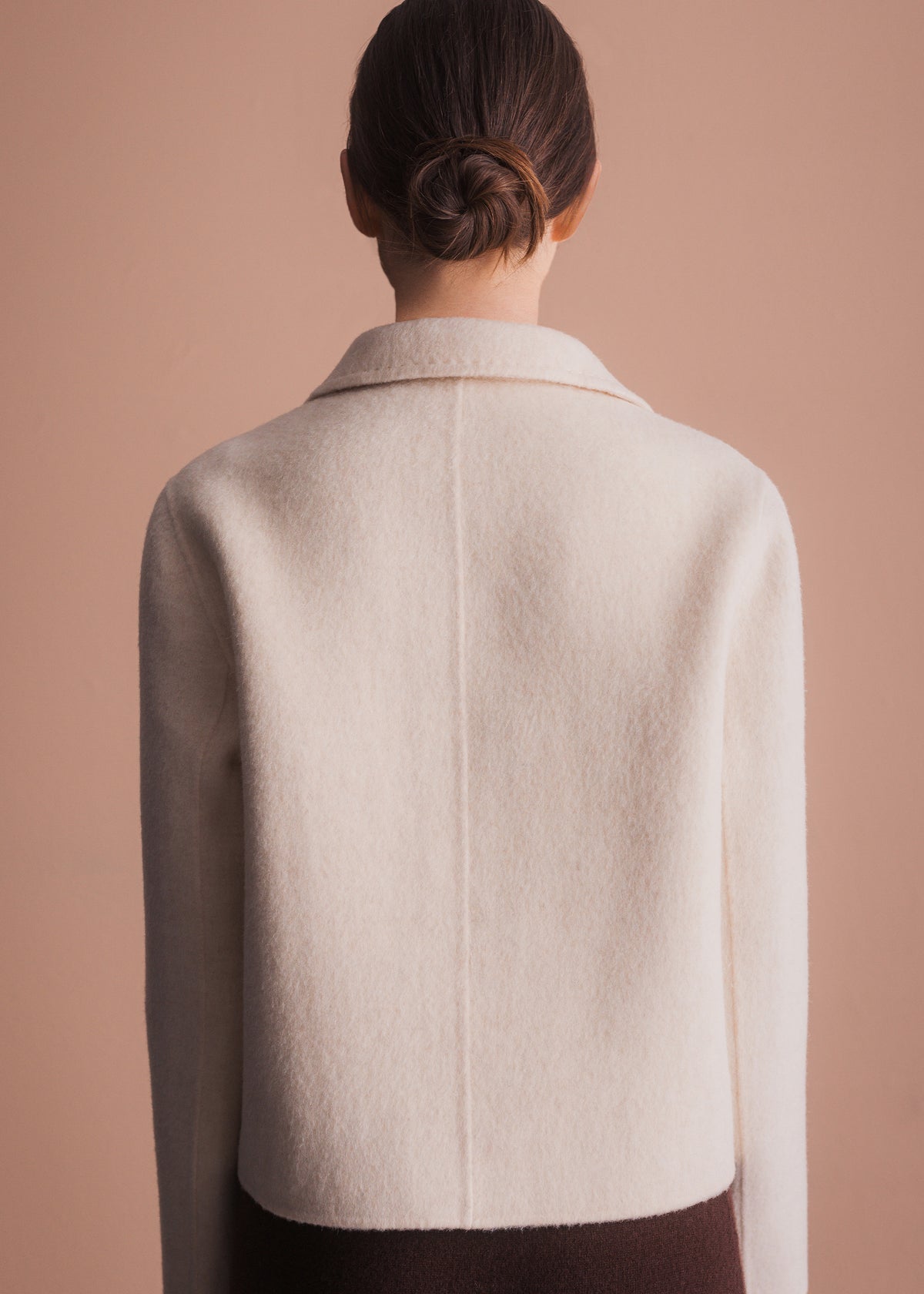 Kurze Jacke mit Reverskragen