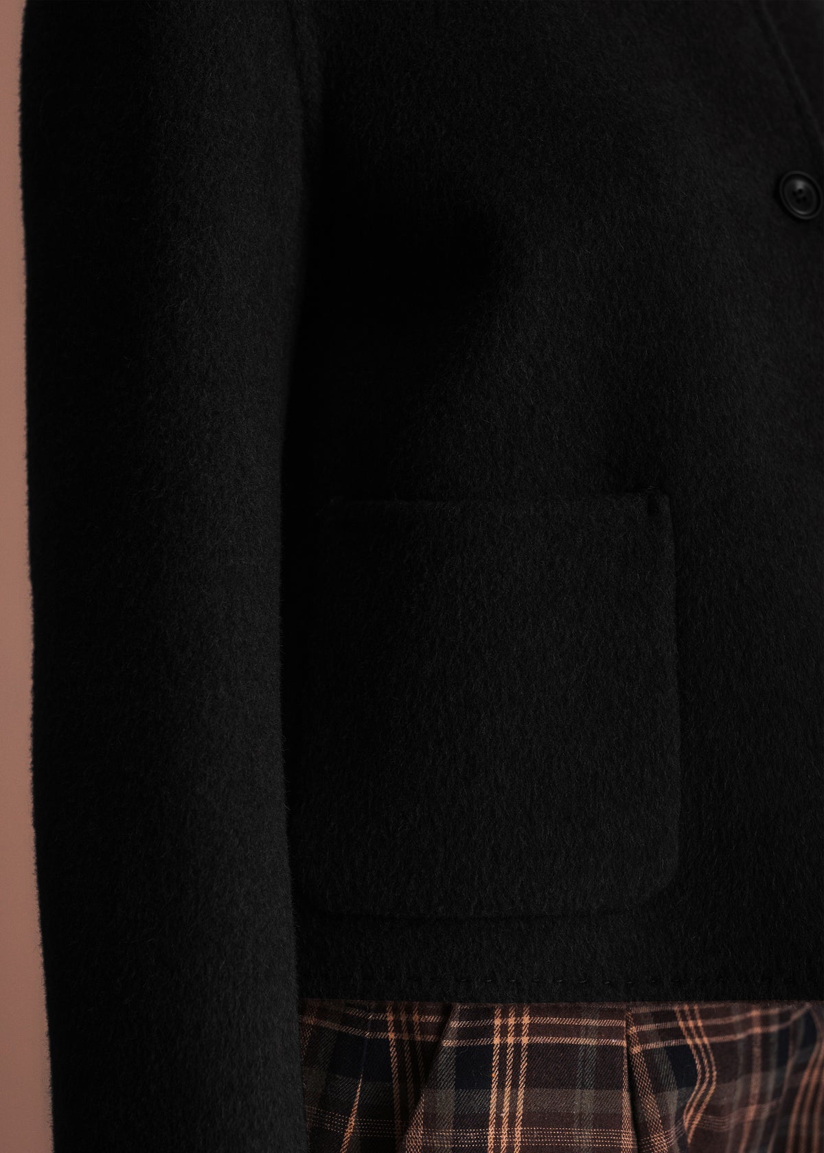 Kurze Jacke mit Reverskragen