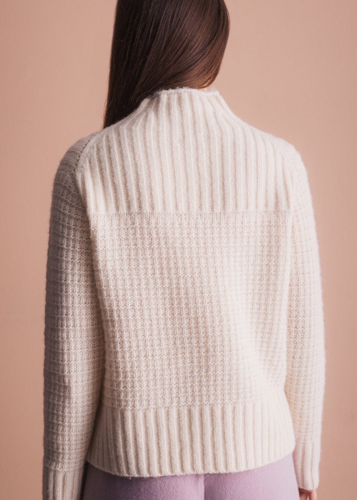 Rippstrickpullover mit Stehkragen