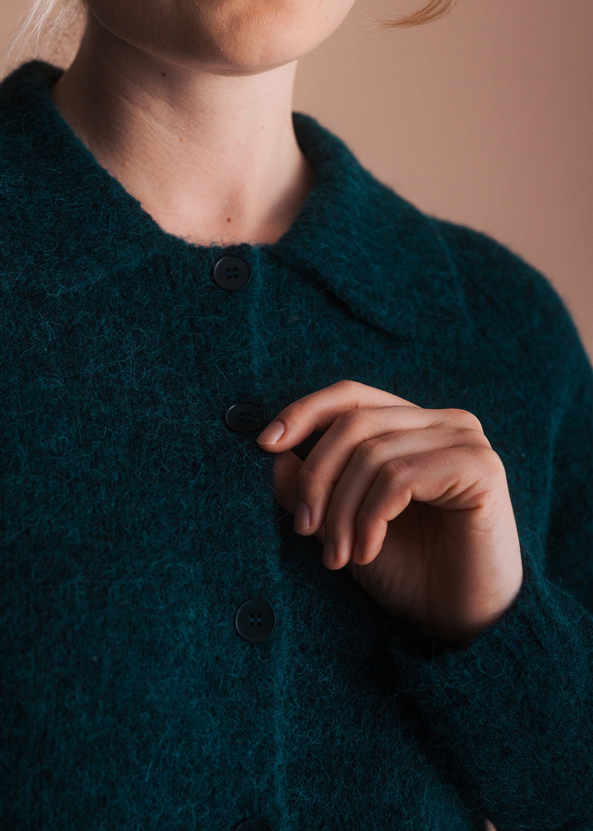 Cardigan mit Rundkragen in Petrol