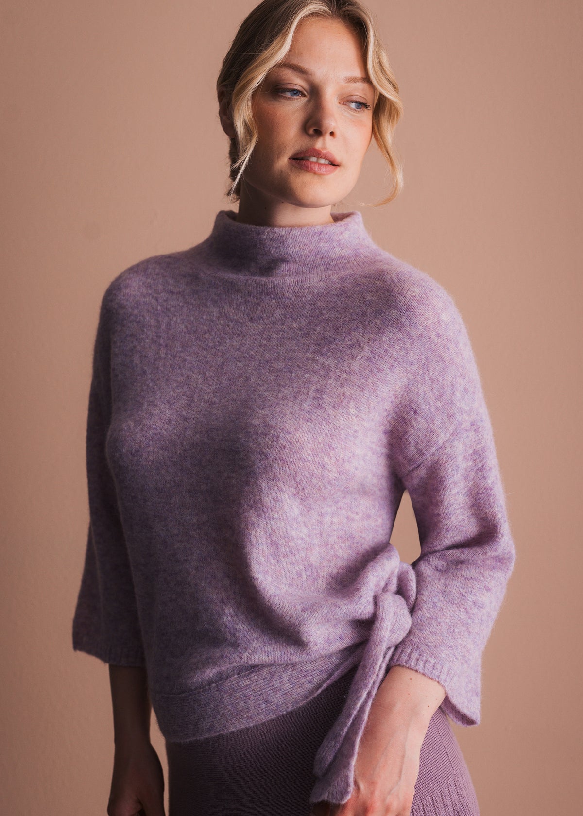 Pullover mit Bindedetail am Saum
