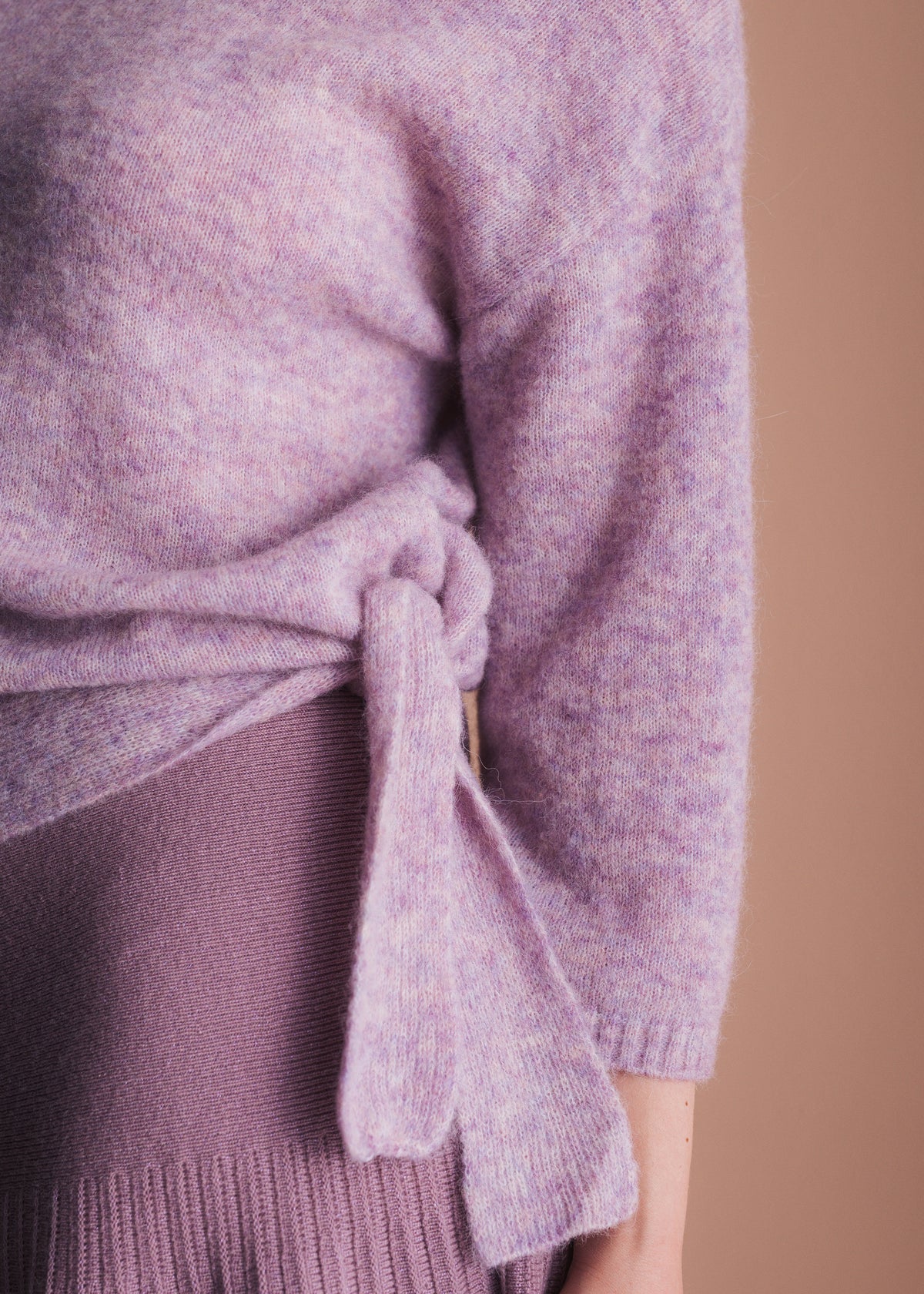 Pullover mit Bindedetail am Saum