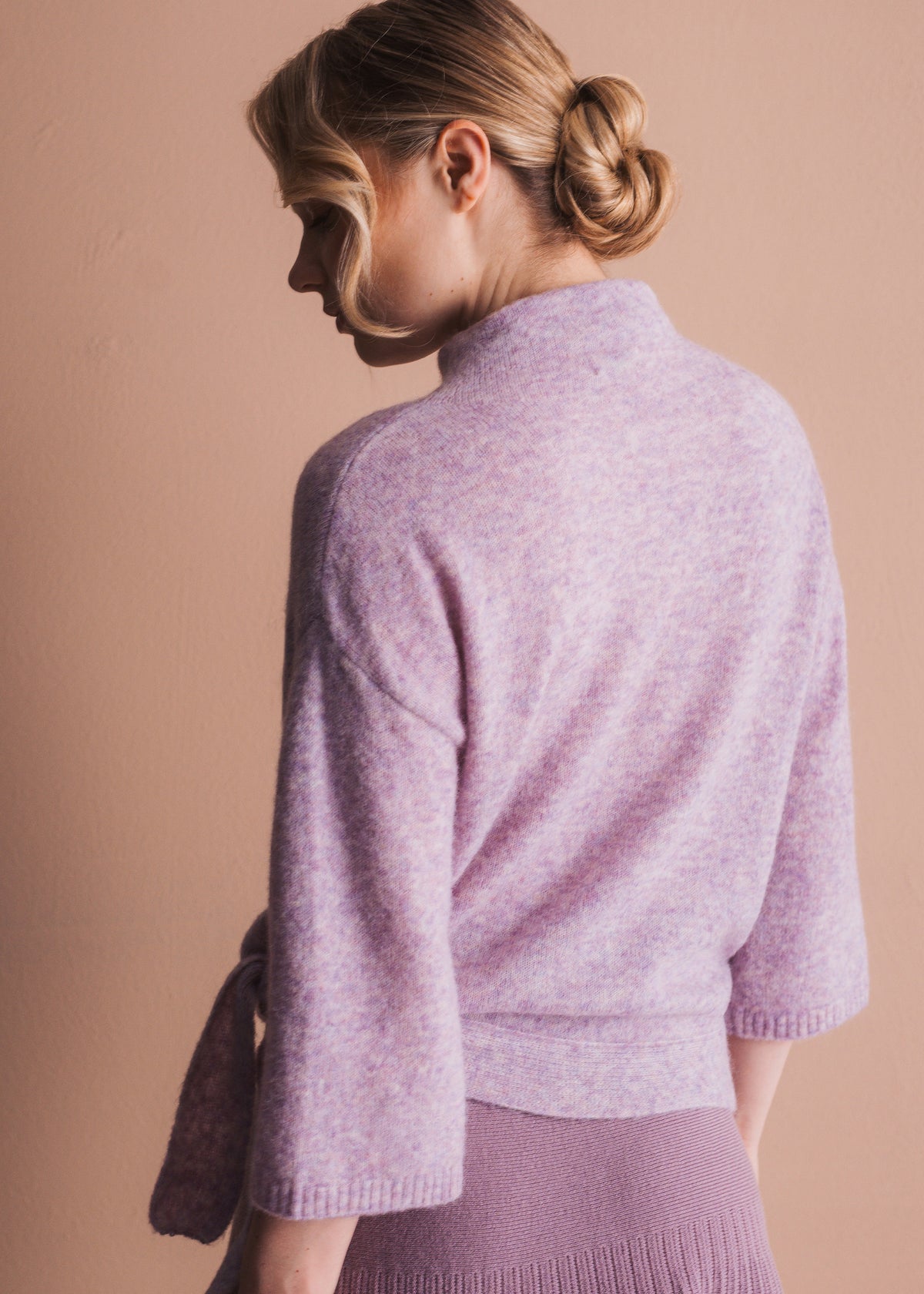 Pullover mit Bindedetail am Saum