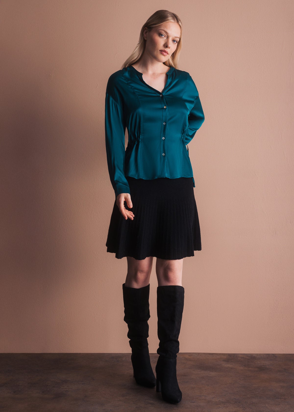 Bluse mit Bindedetail