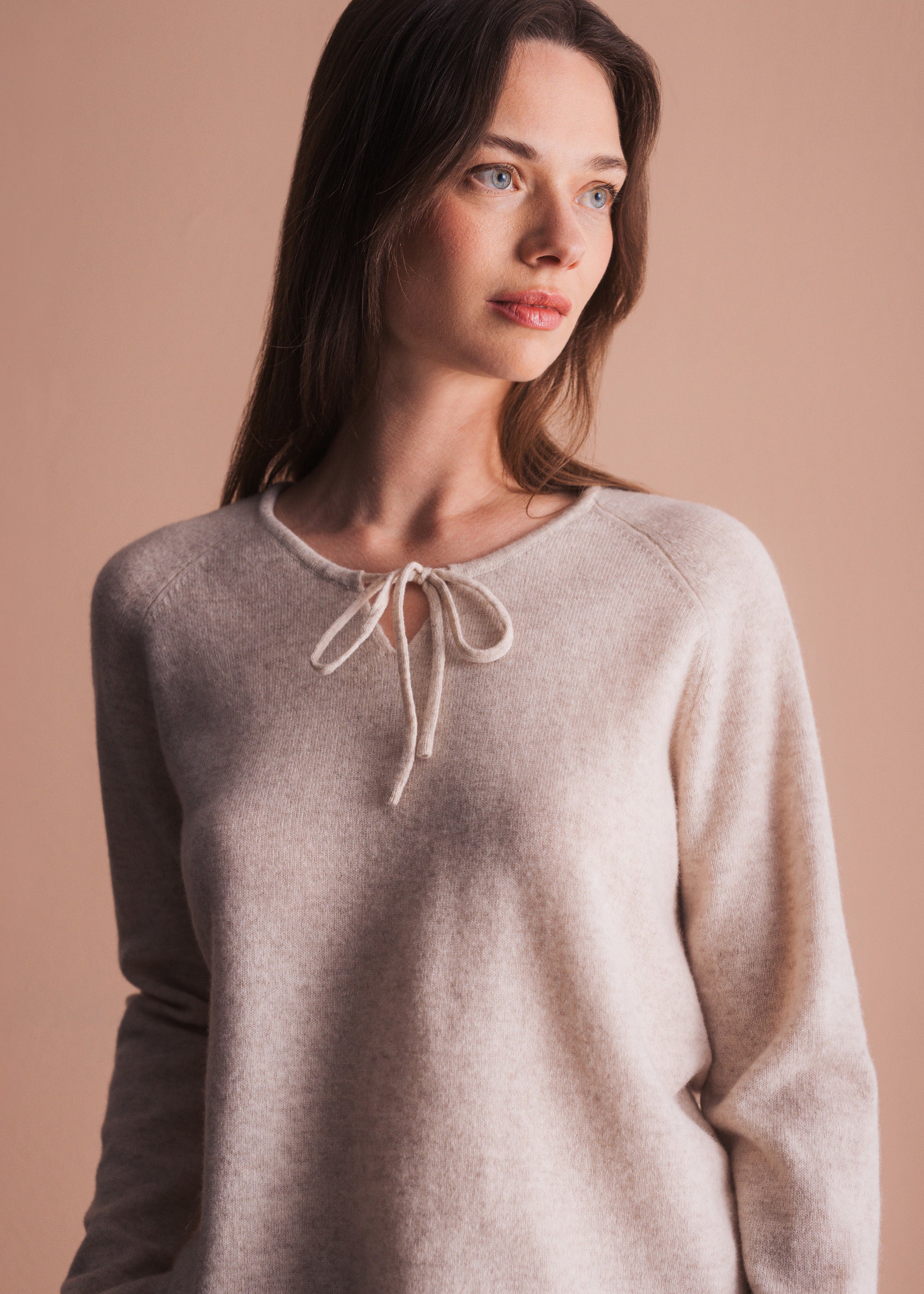 Pullover mit Bindeband am Rundhalsausschnitt