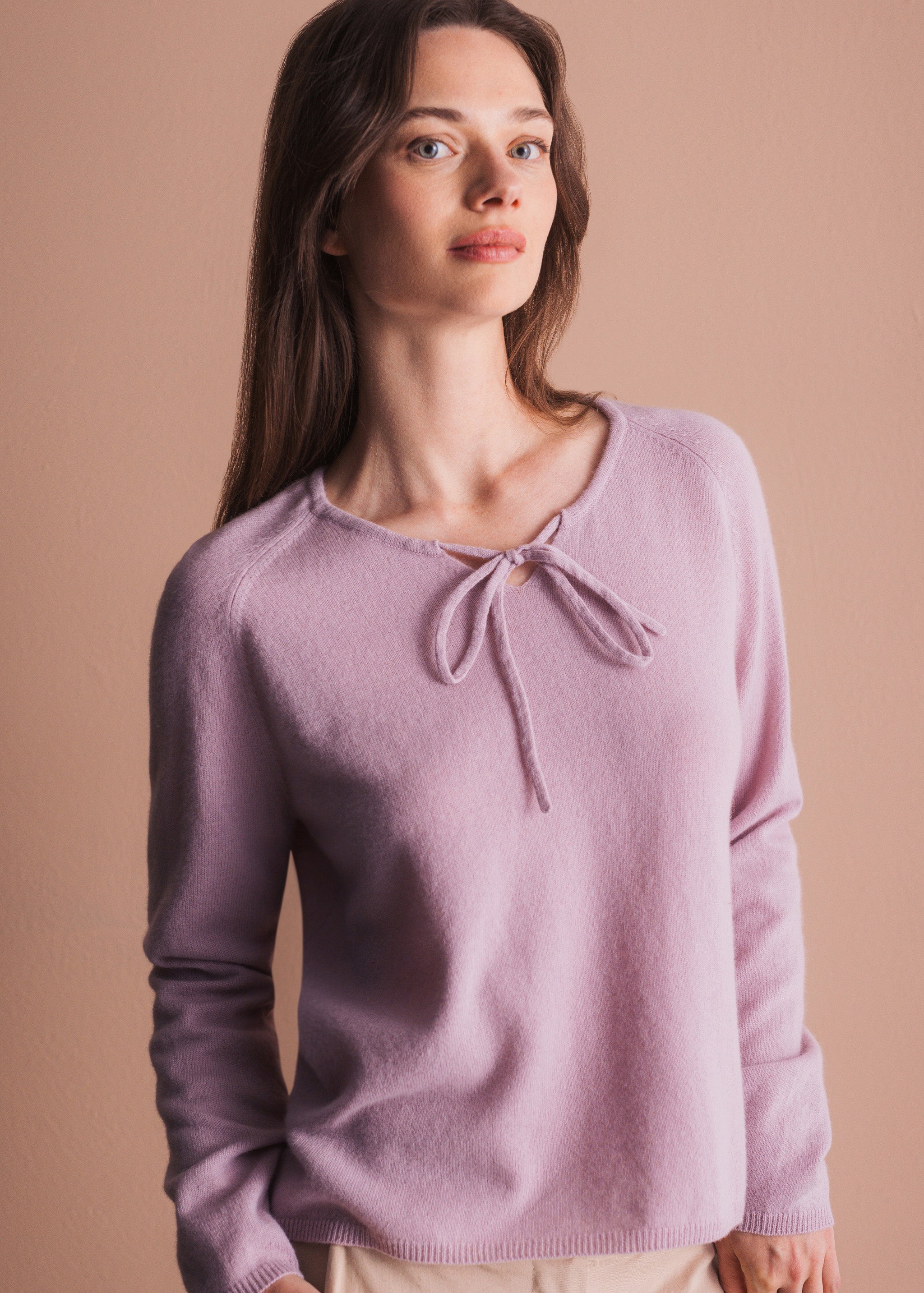 Pullover mit Bindeband am Rundhalsausschnitt