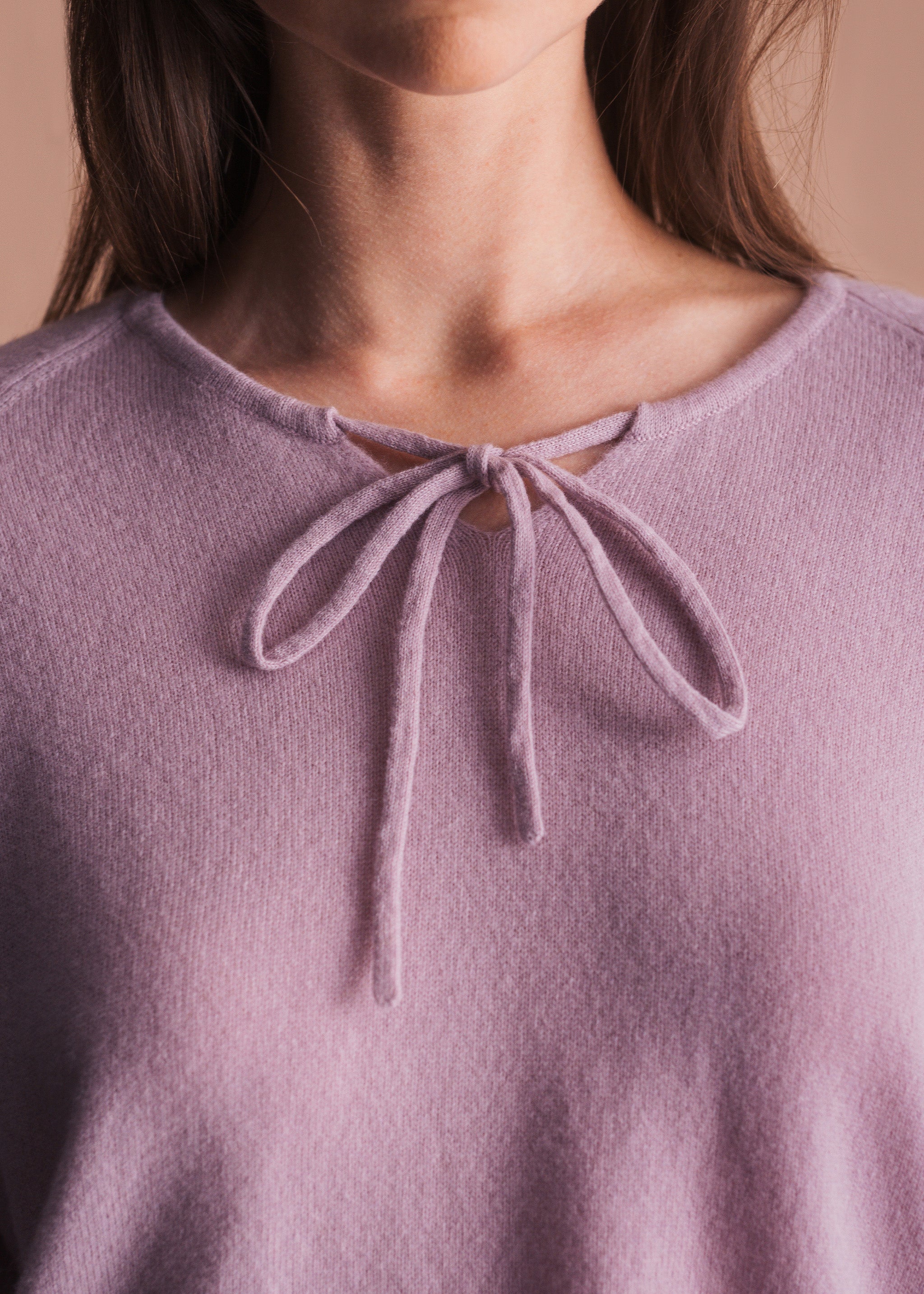 Pullover mit Bindeband am Rundhalsausschnitt