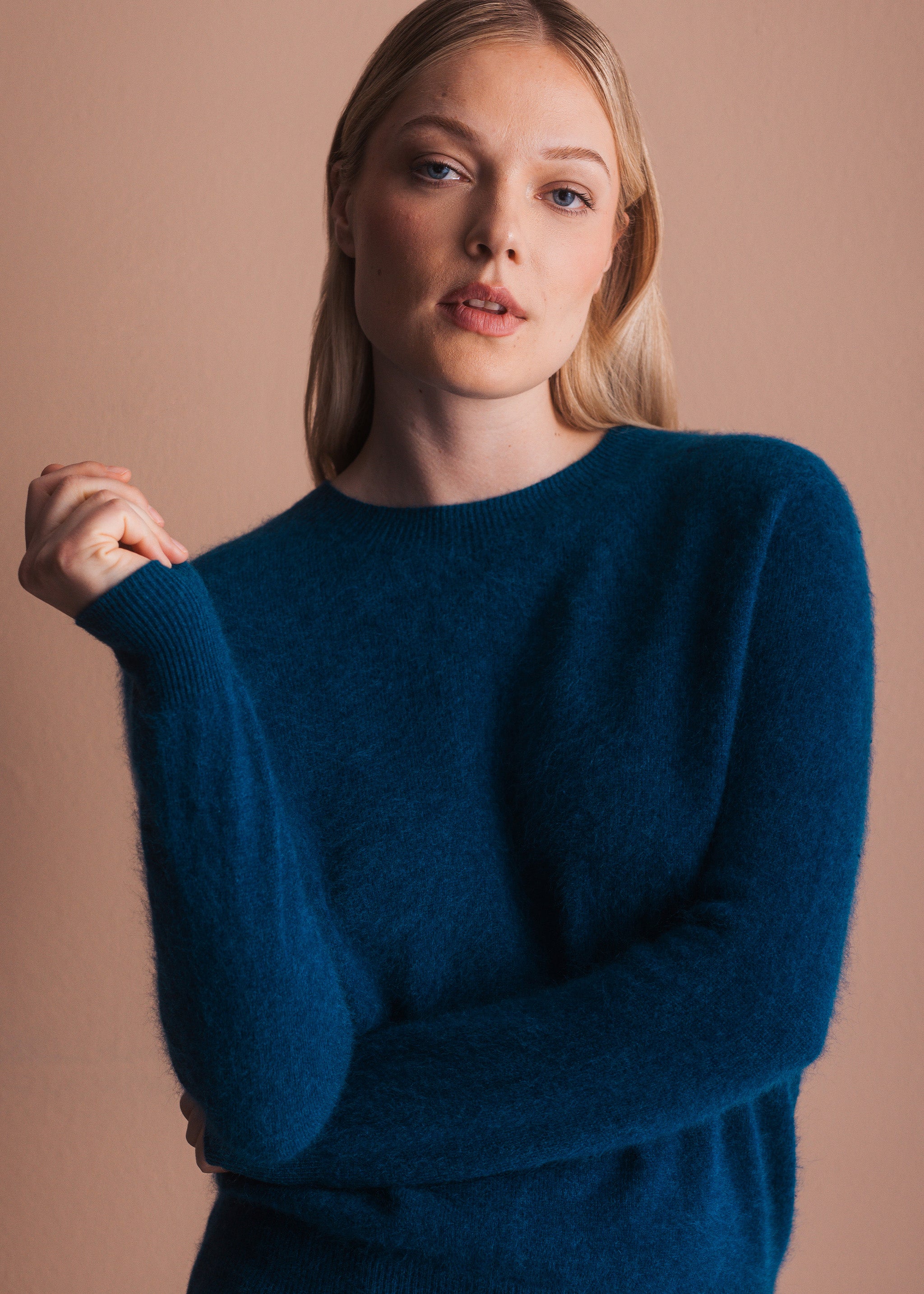 Pullover mit Rundhalsausschnitt aus gebrushtem Garn
