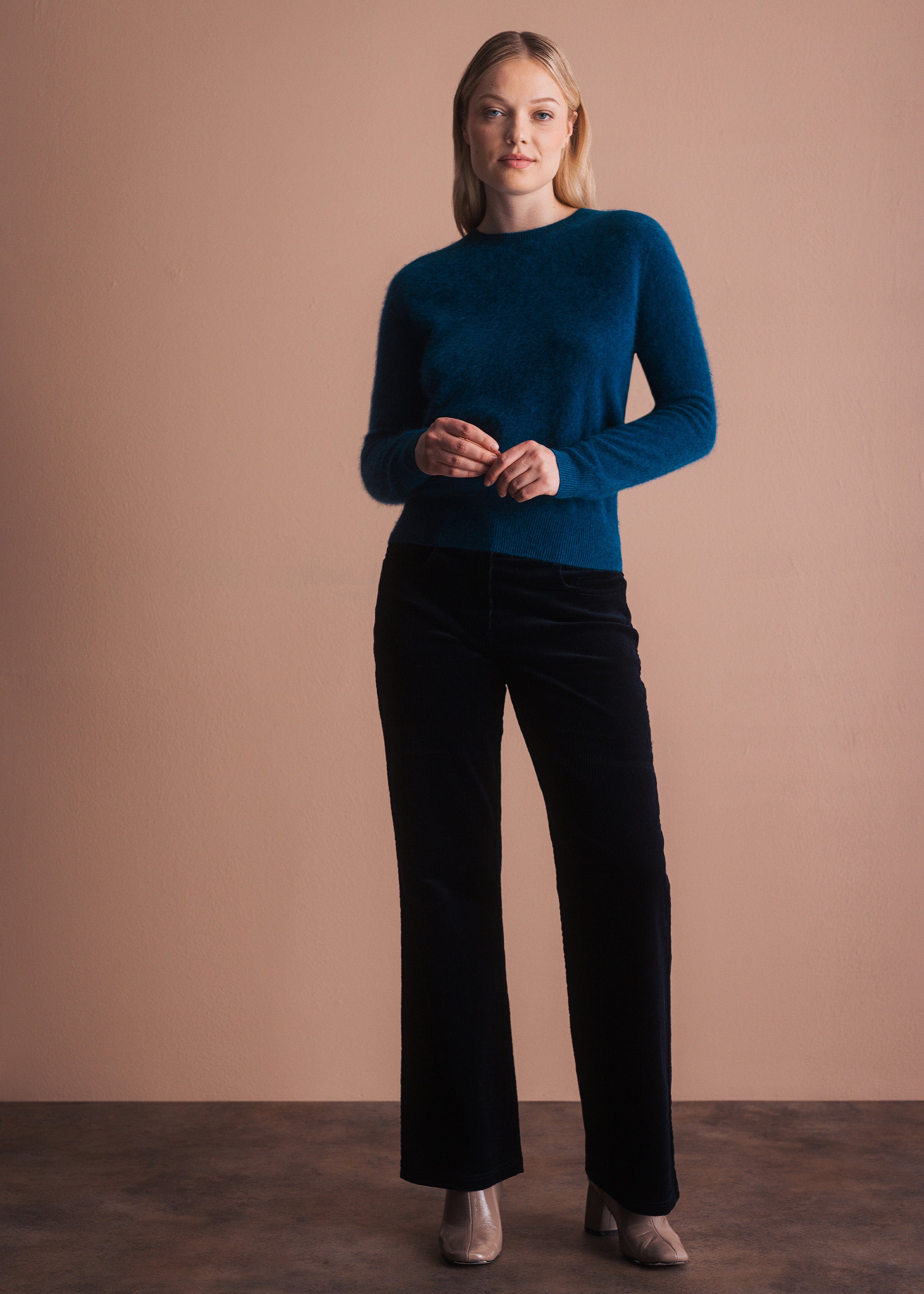 Pullover mit Rundhalsausschnitt aus gebrushtem Garn