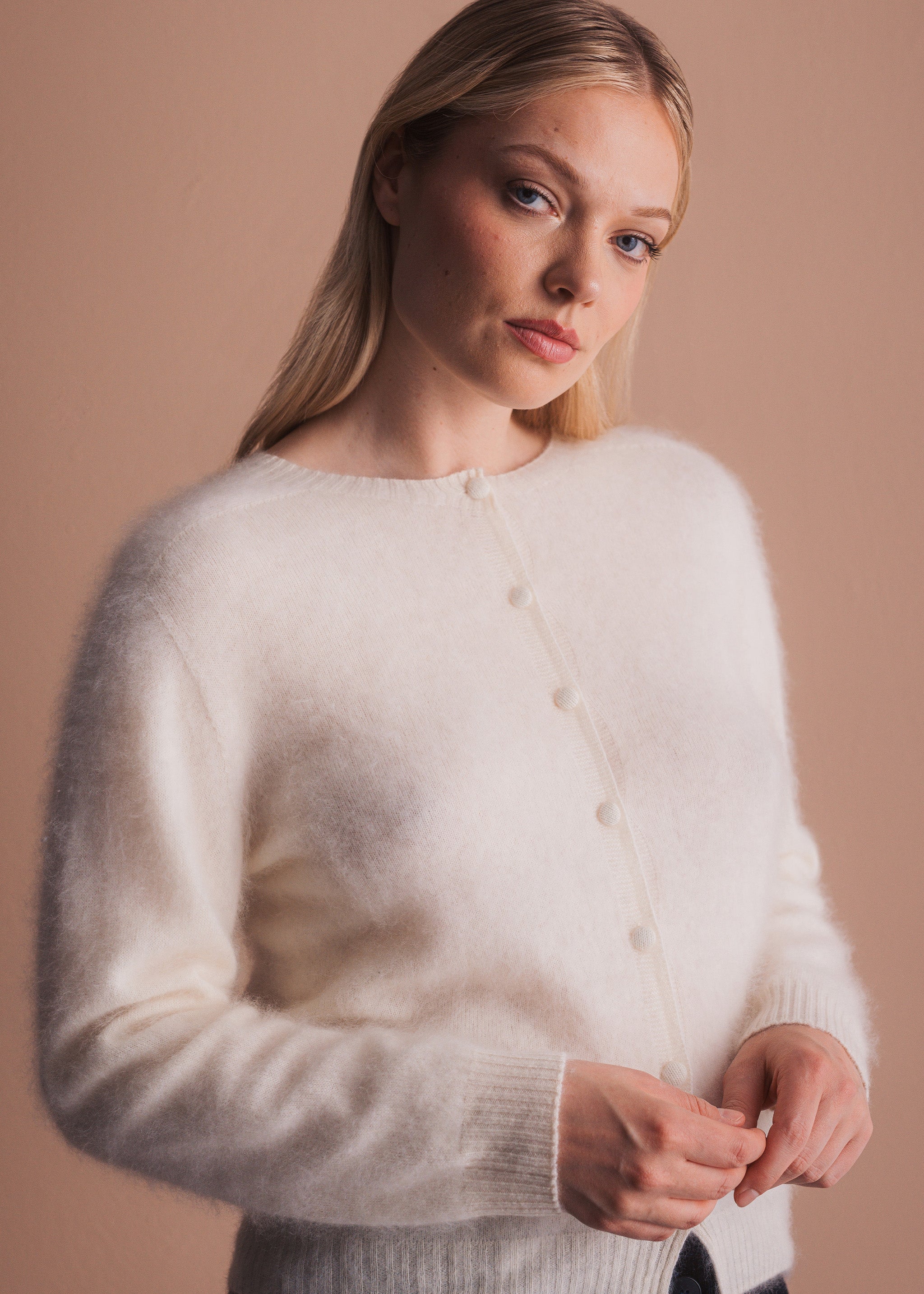 Cardigan mit Knopfleiste aus gebrushtem Garn