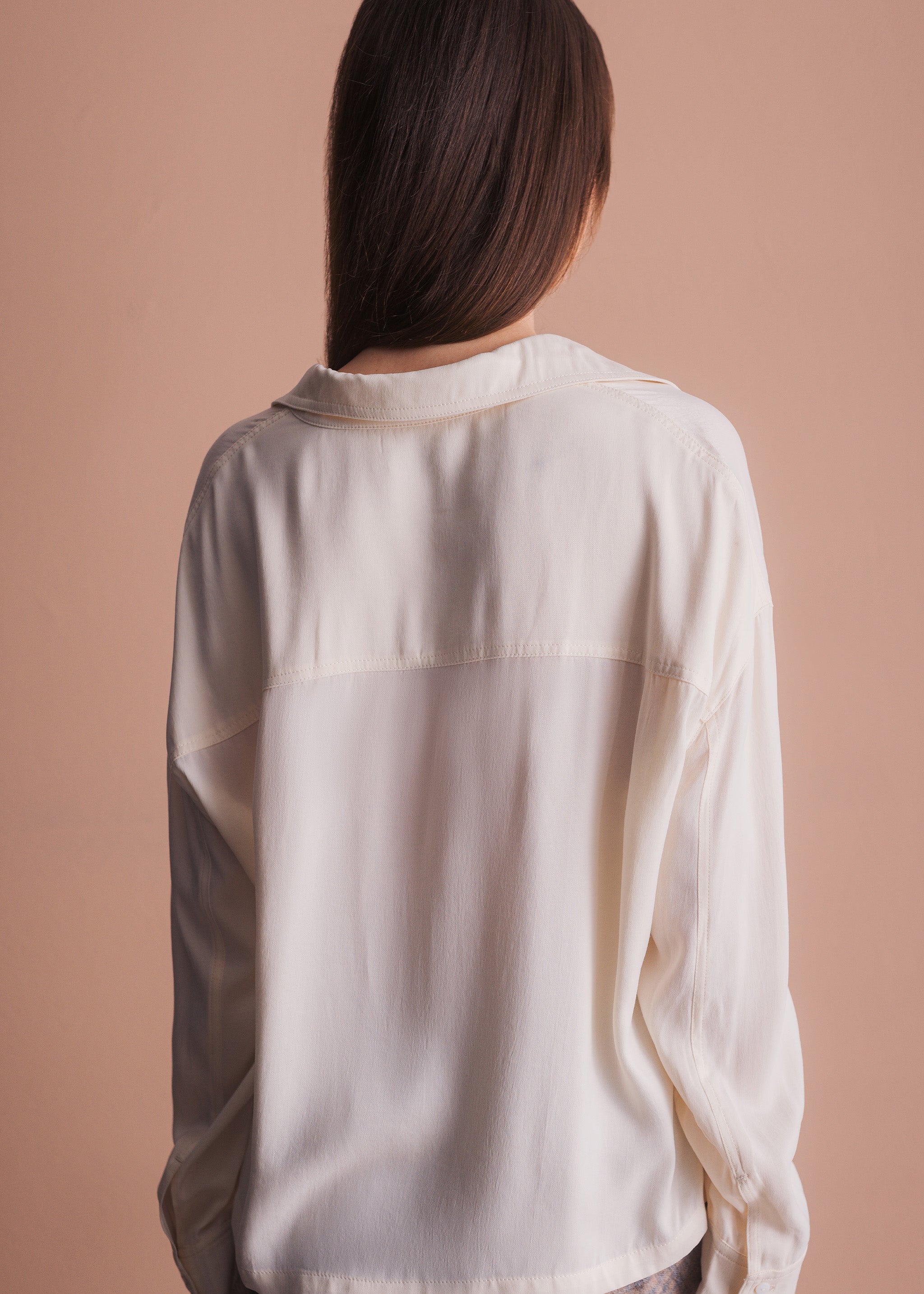 Bluse mit Kragen und Knopfleiste