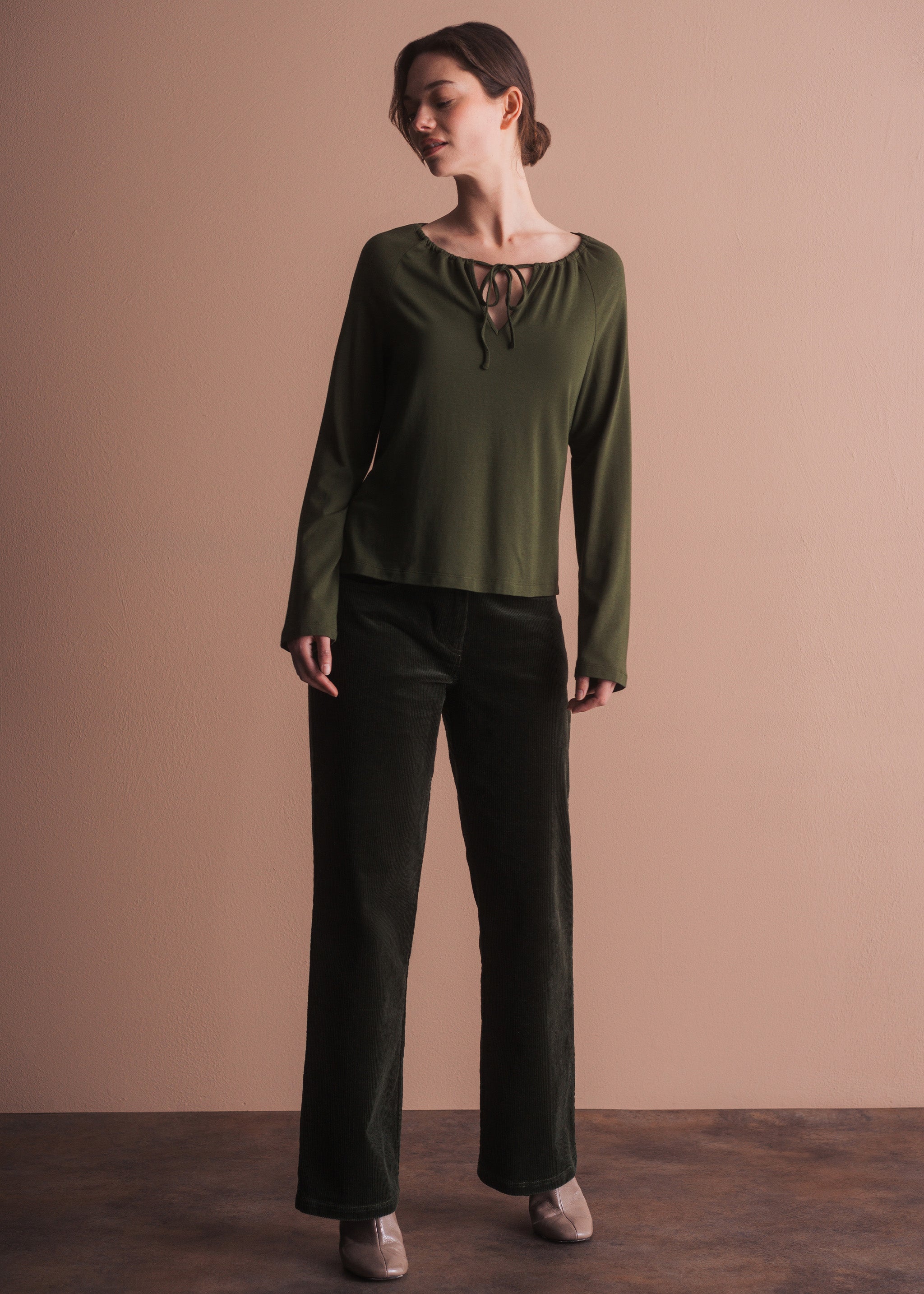 Longsleeve mit Bindeband in Moss