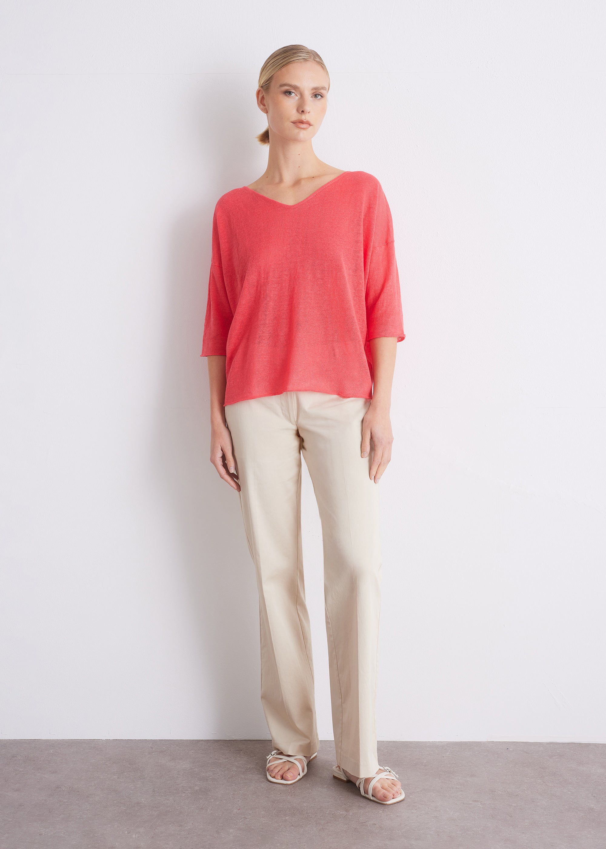 Leinenpullover mit V-Ausschnitt