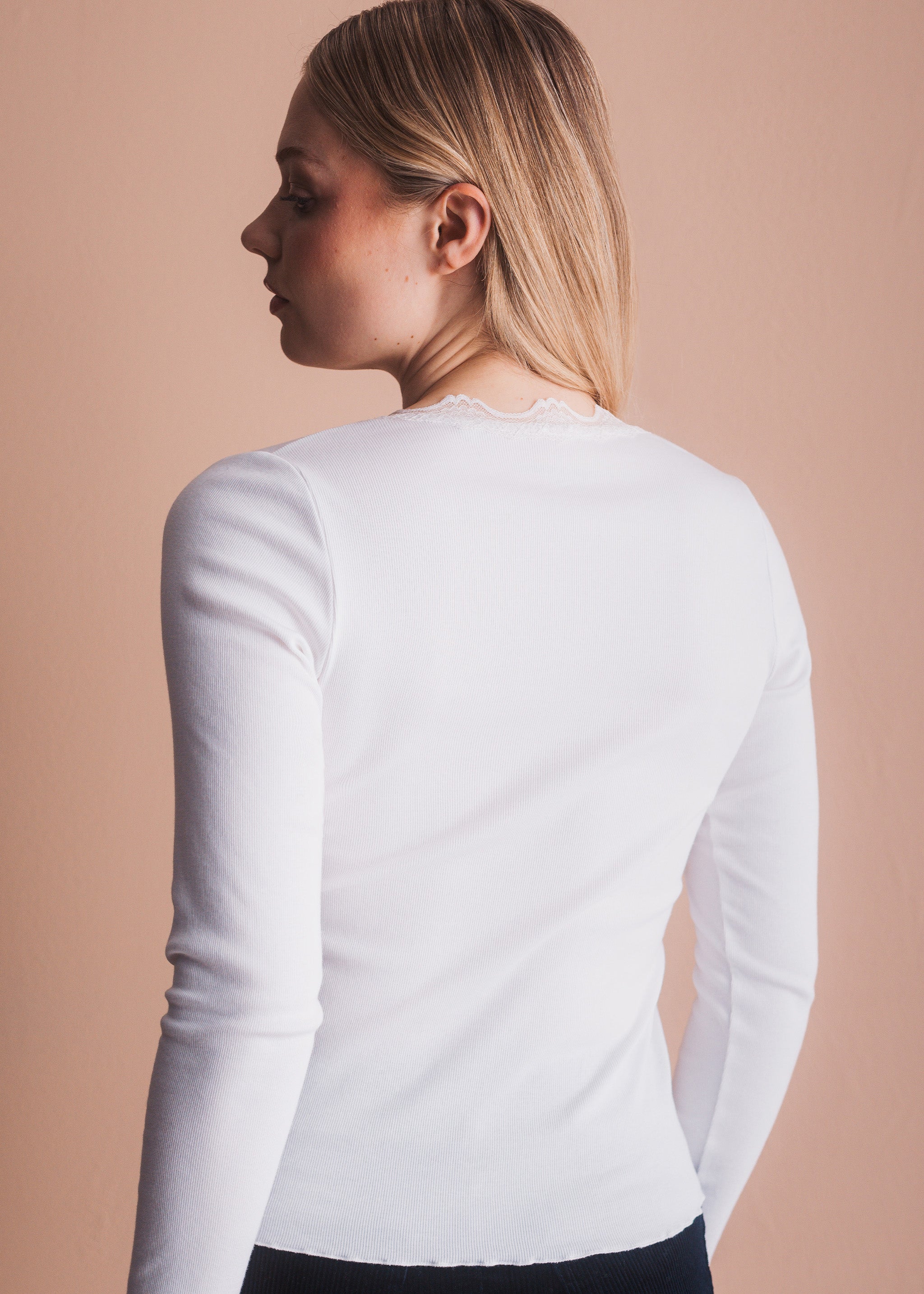 Langarmshirt mit Spitzenbesatz