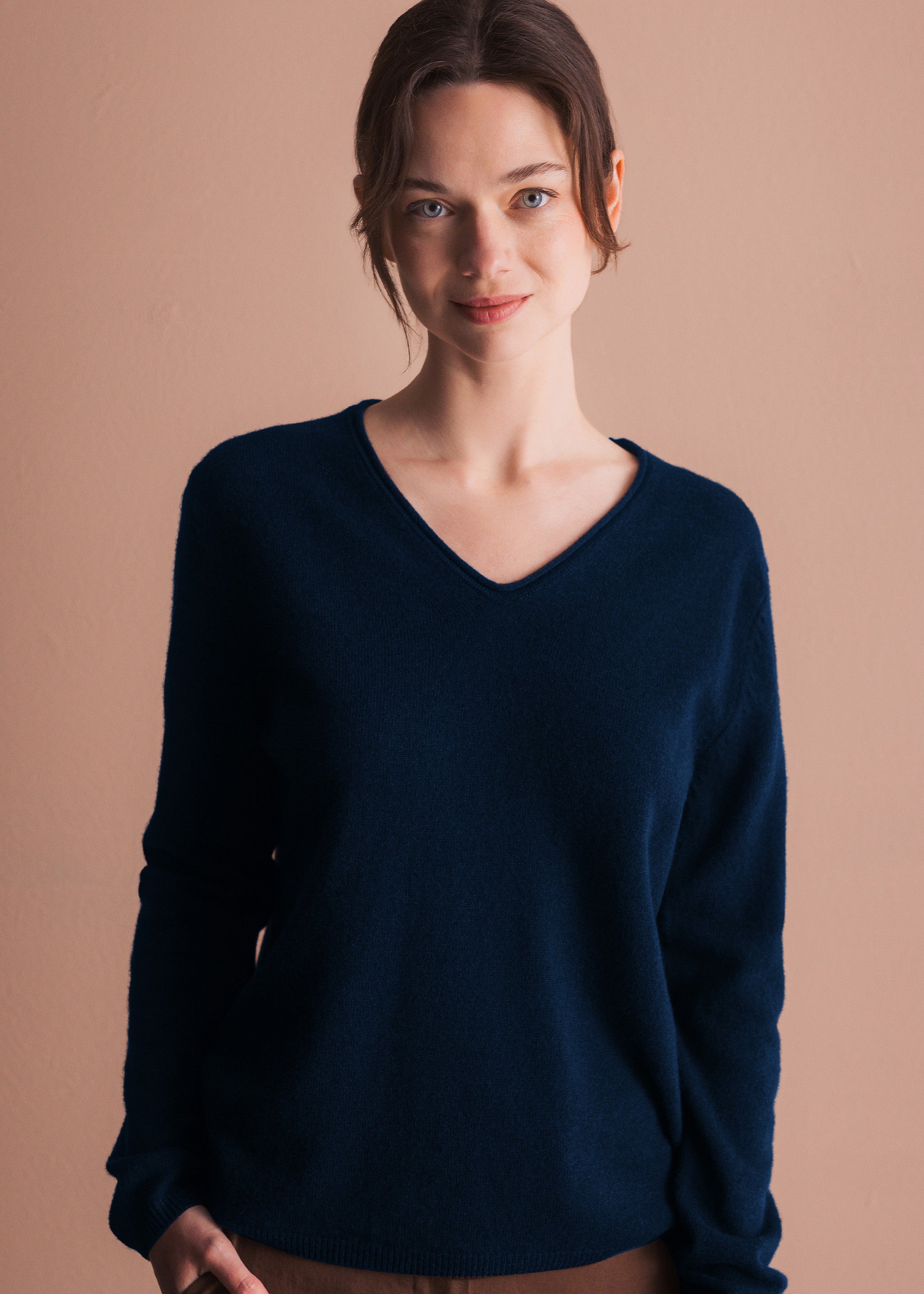 Pullover mit V-Ausschnitt aus Merinowolle