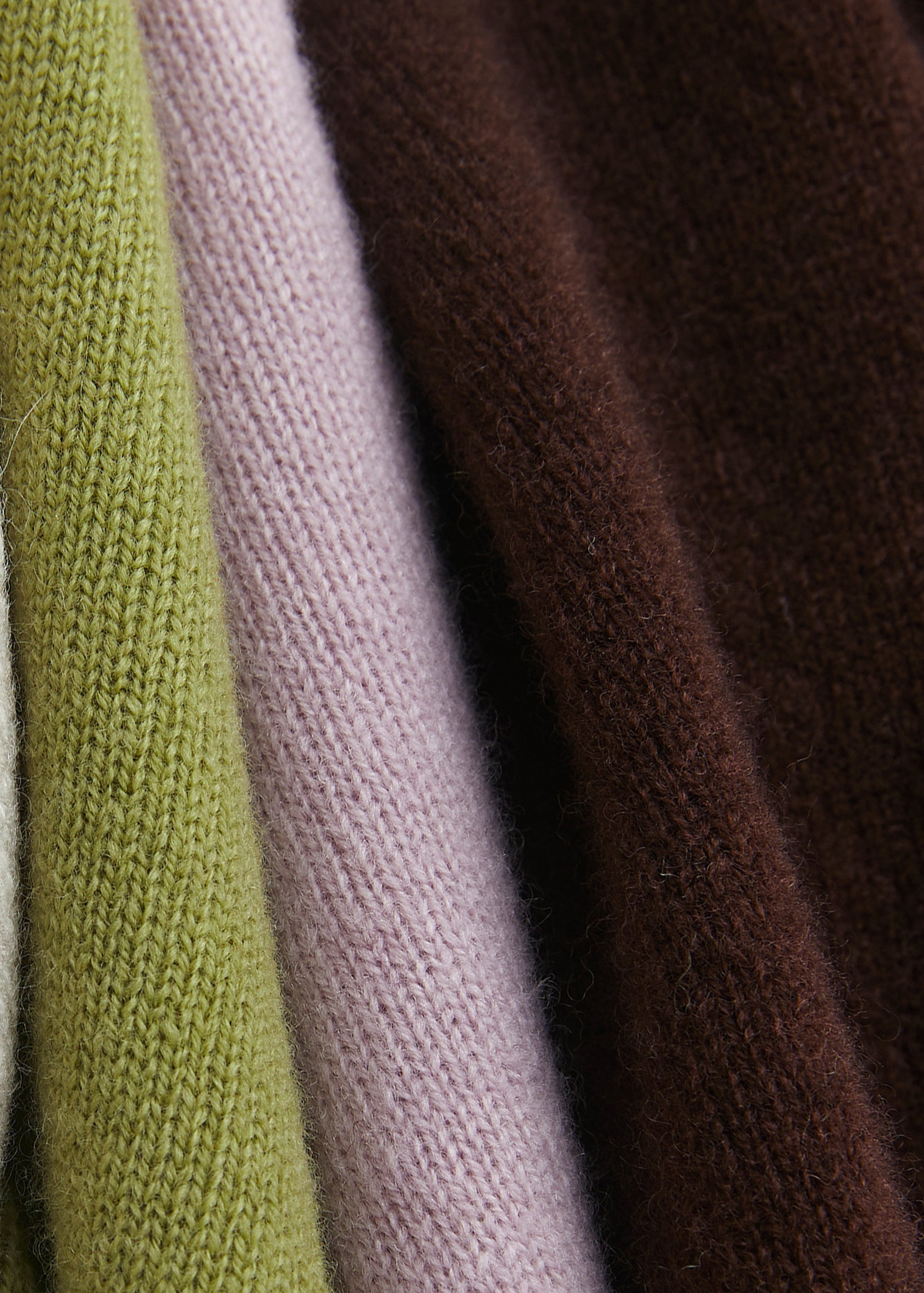 Pullover mit V-Ausschnitt aus Merinowolle