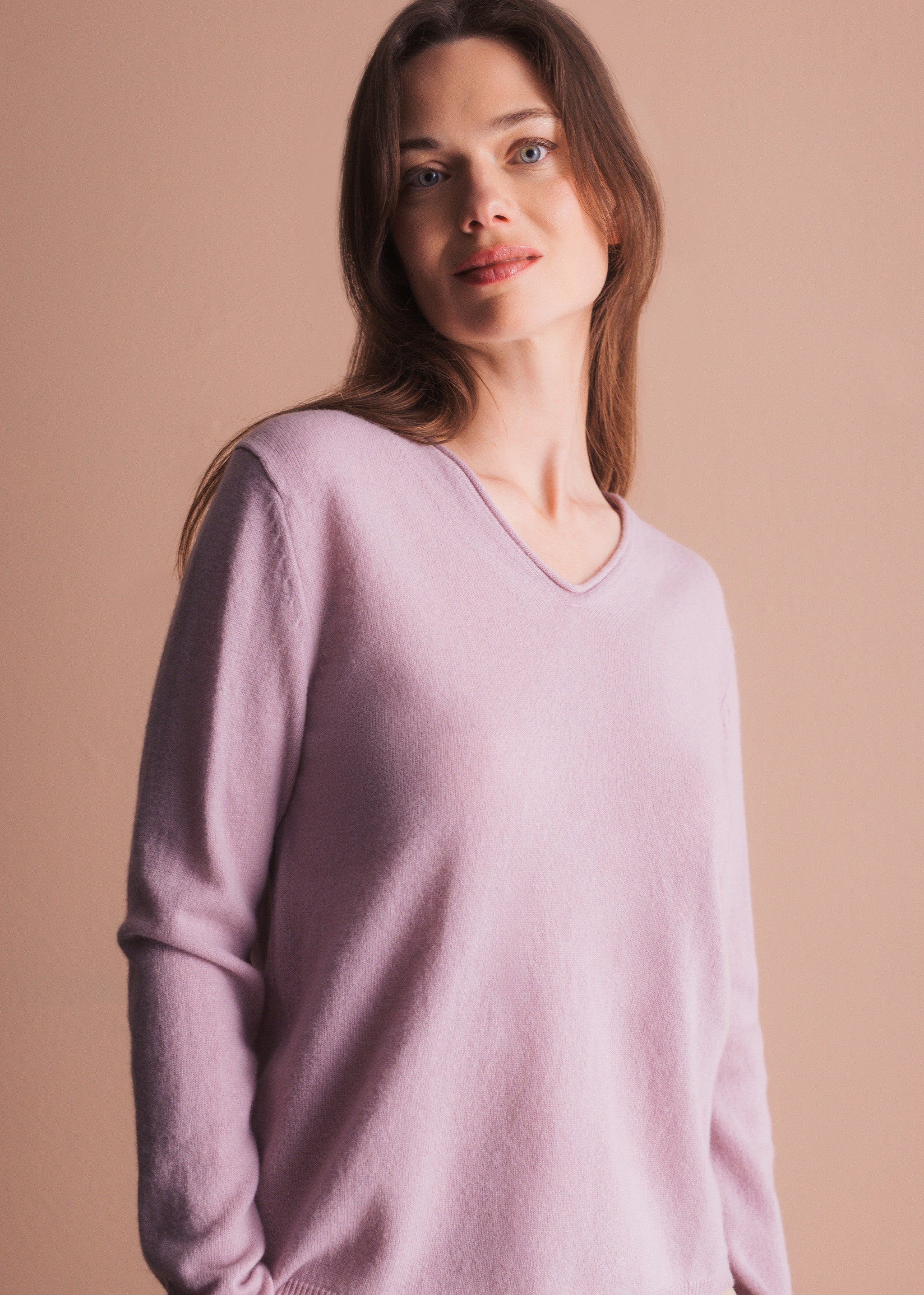 Pullover mit V-Ausschnitt aus Merinowolle