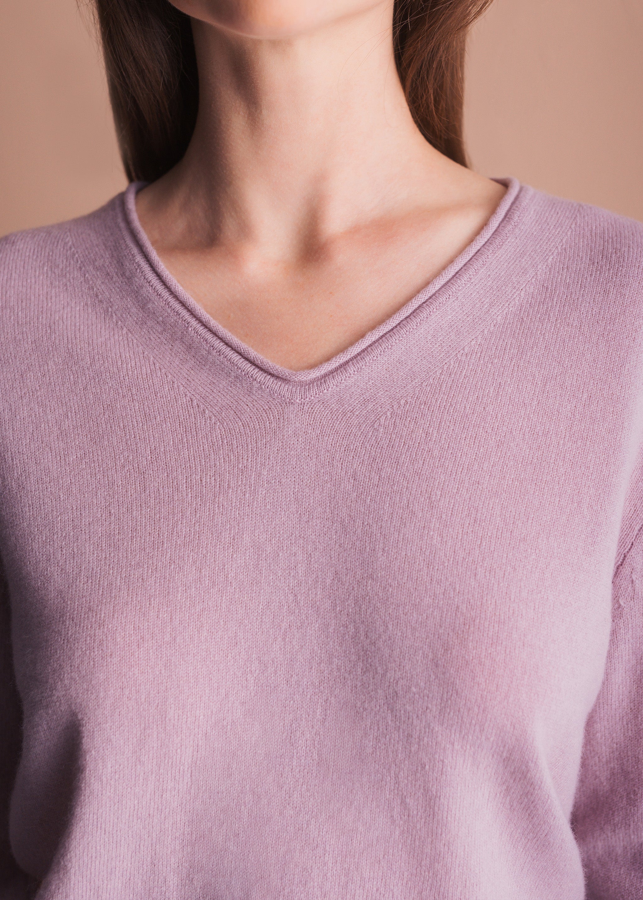 Pullover mit V-Ausschnitt aus Merinowolle