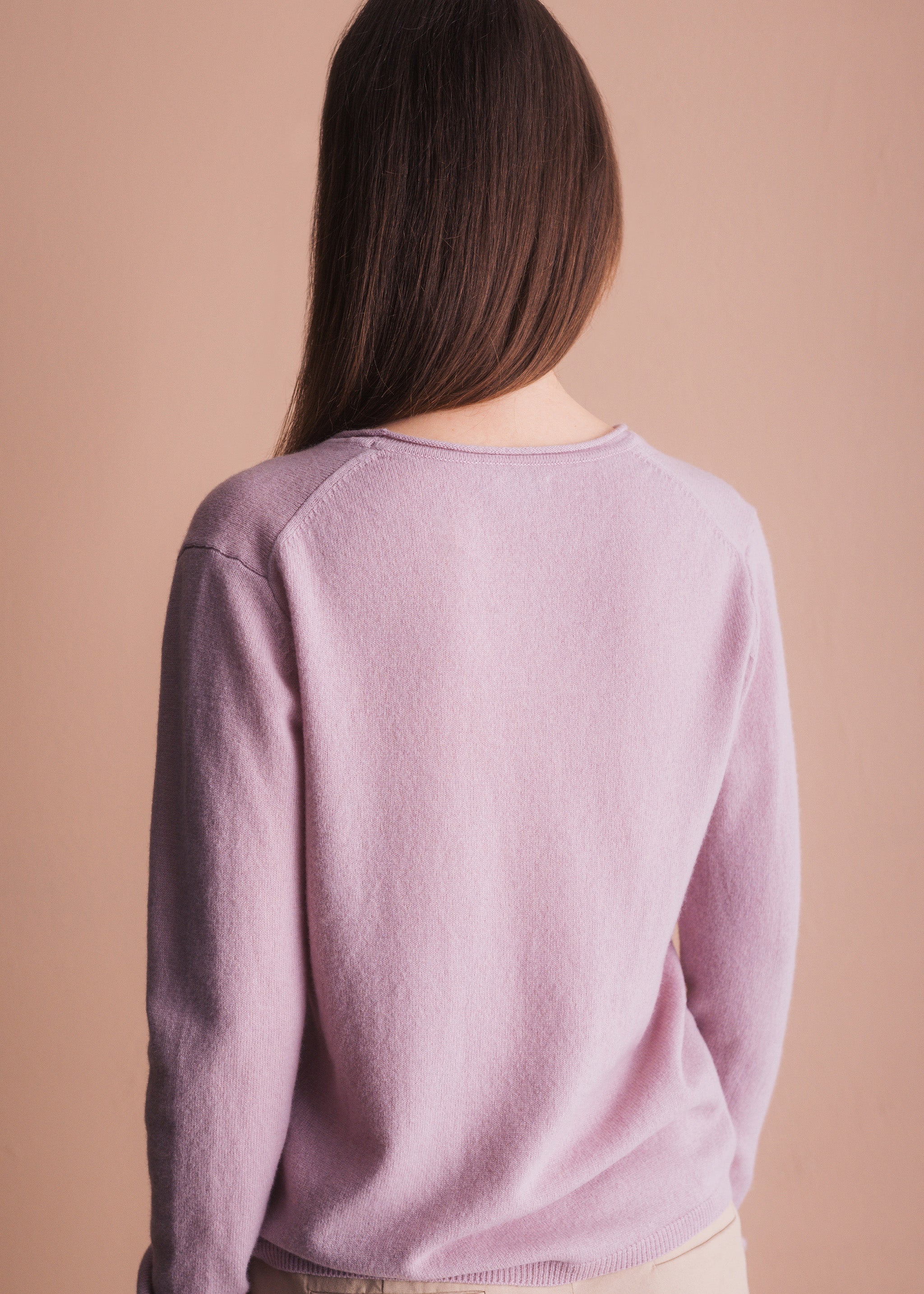 Pullover mit V-Ausschnitt aus Merinowolle