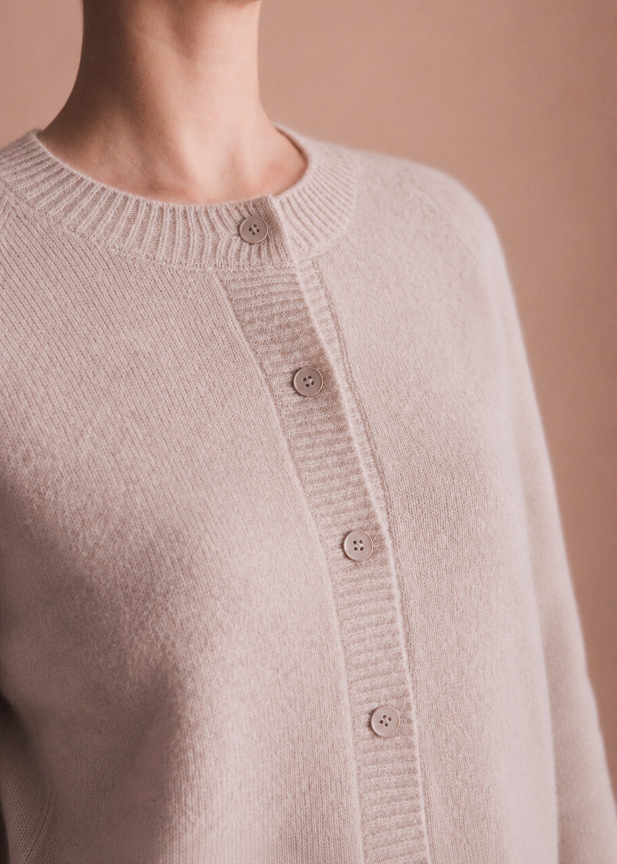 Strickjacke mit Knopfleiste aus Merinowolle