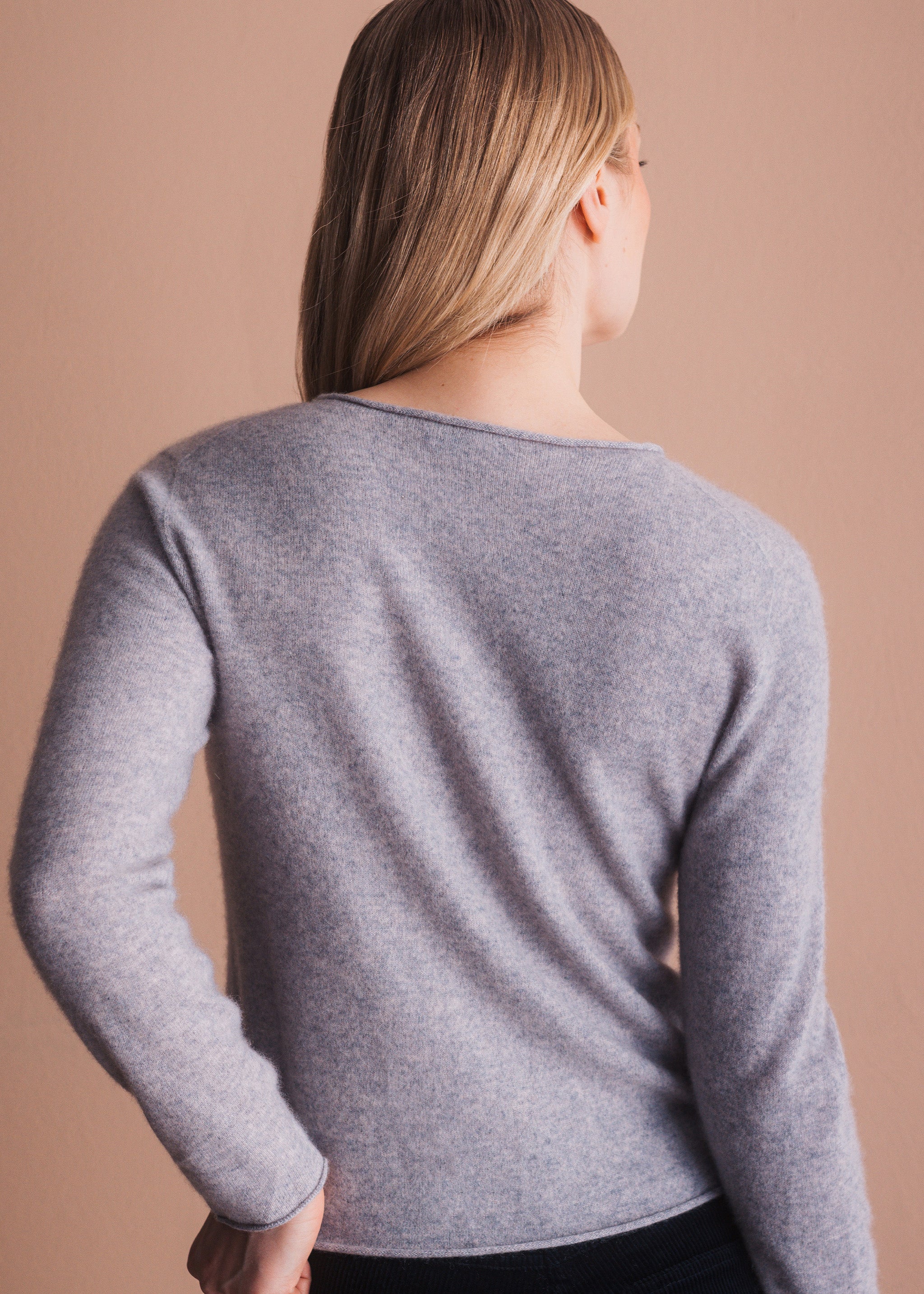 Strickjacke mit V-Ausschnitt